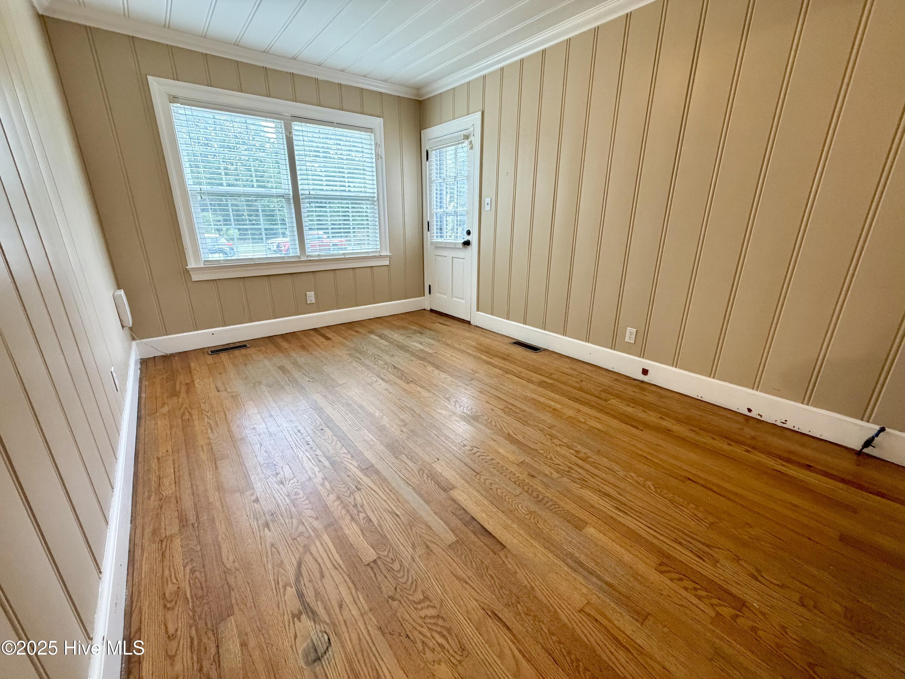 406 N Caswell Street Property Photo 57