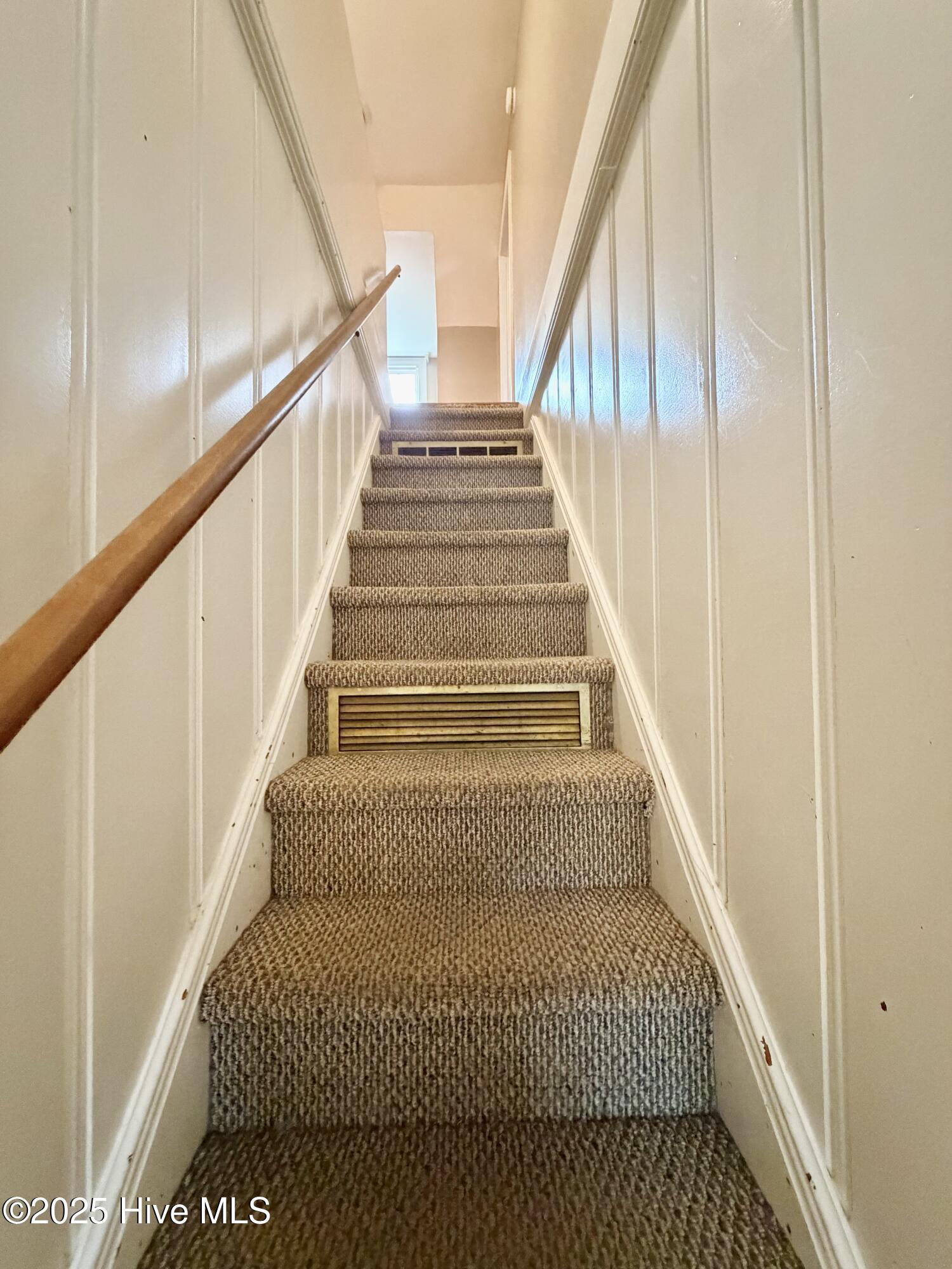 406 N Caswell Street Property Photo 68