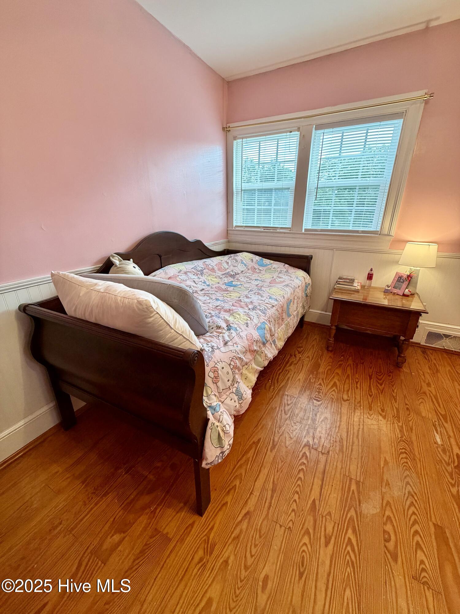 406 N Caswell Street Property Photo 75