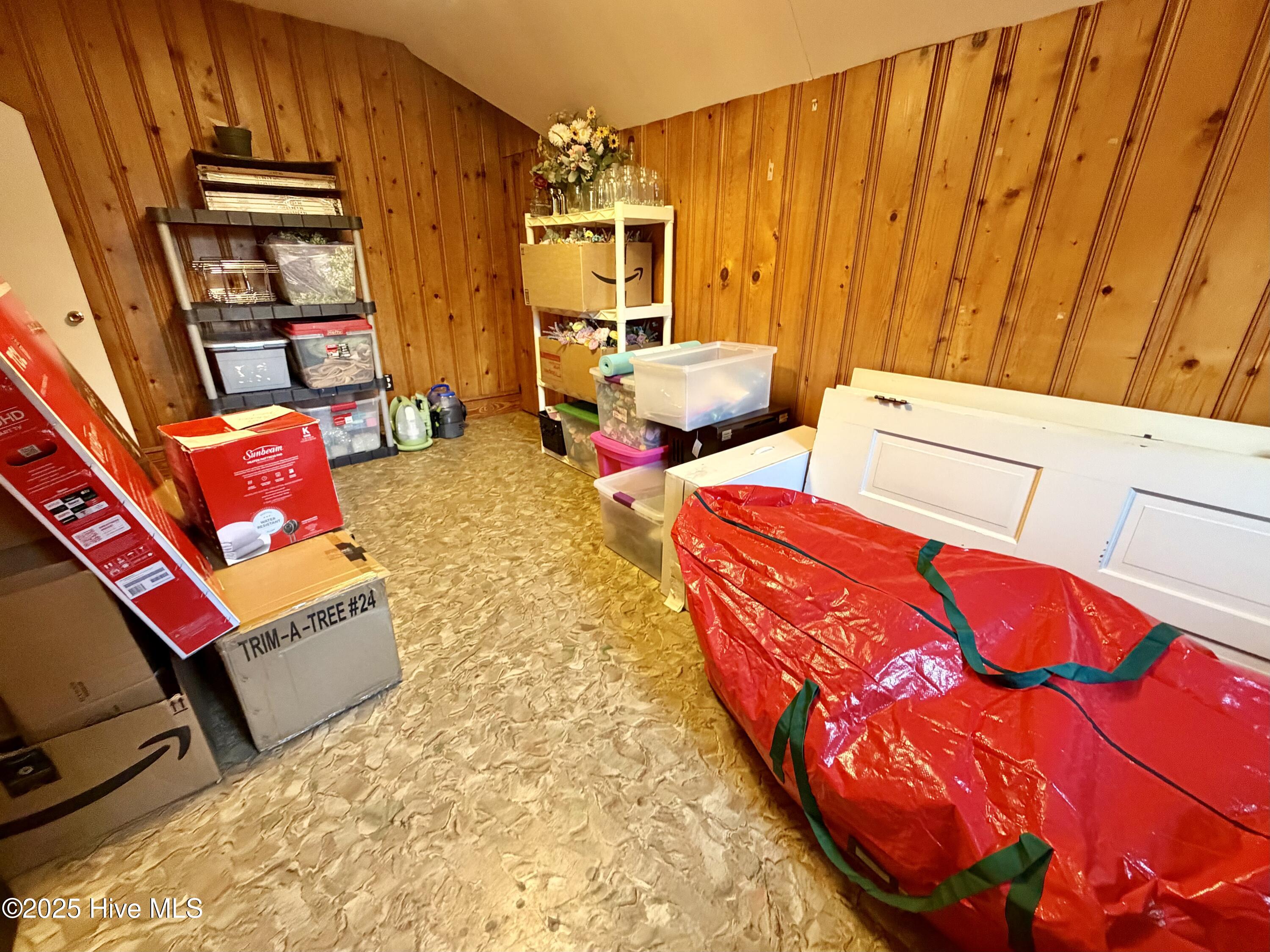 406 N Caswell Street Property Photo 82