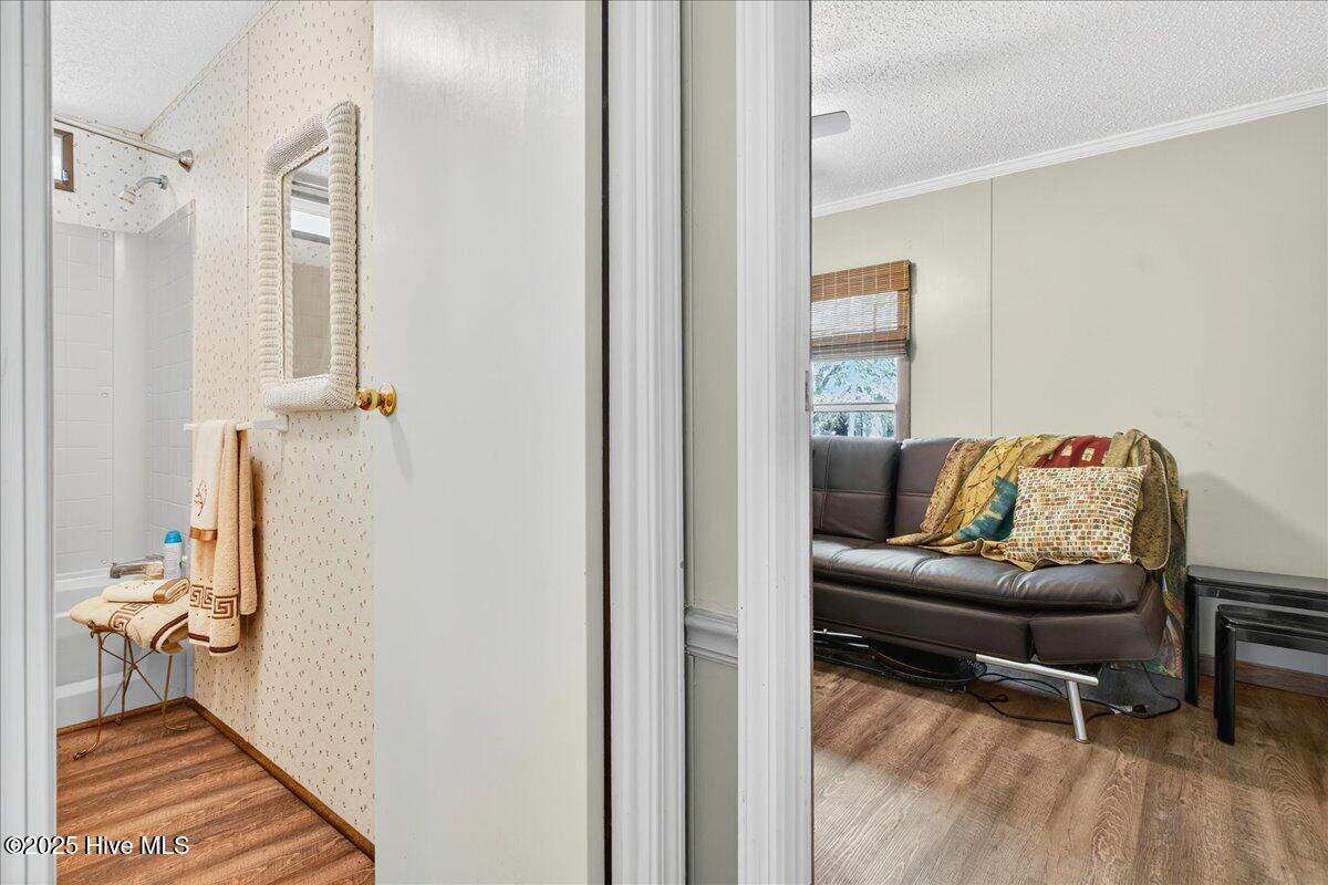 1546 Gate 3 Sw Property Photo 28