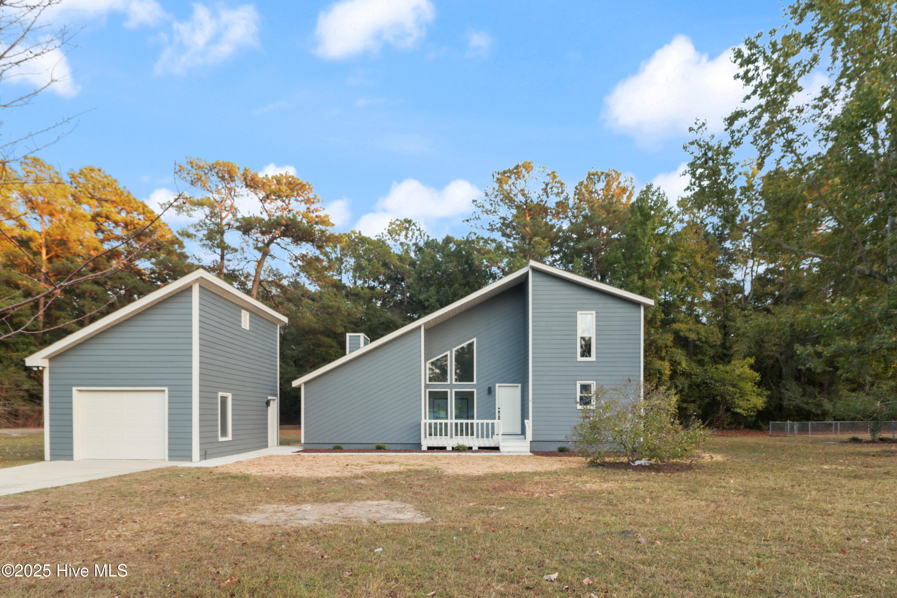 200 Saddlewood Drive