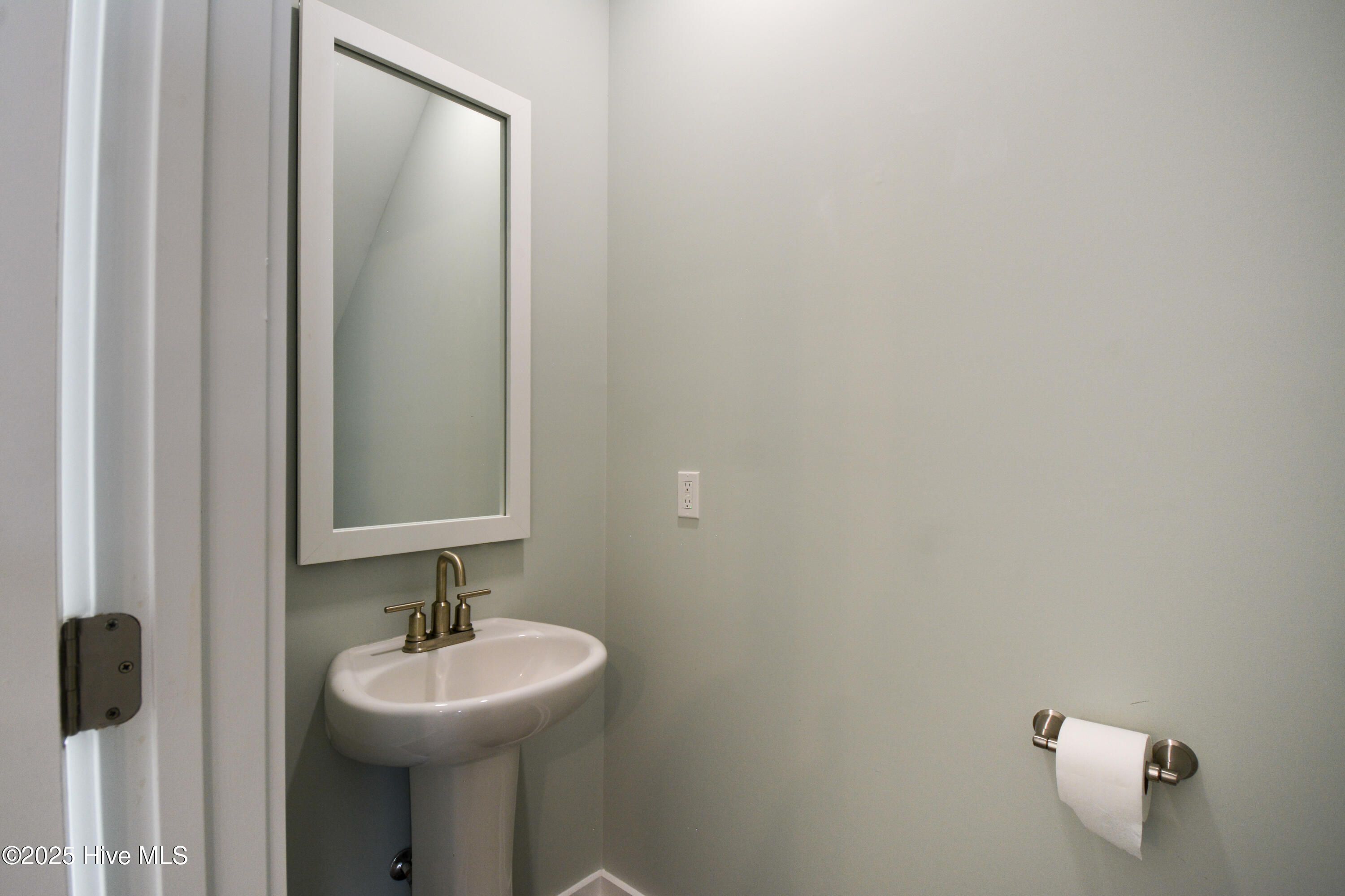 427 Sunfish Lane Property Photo 9