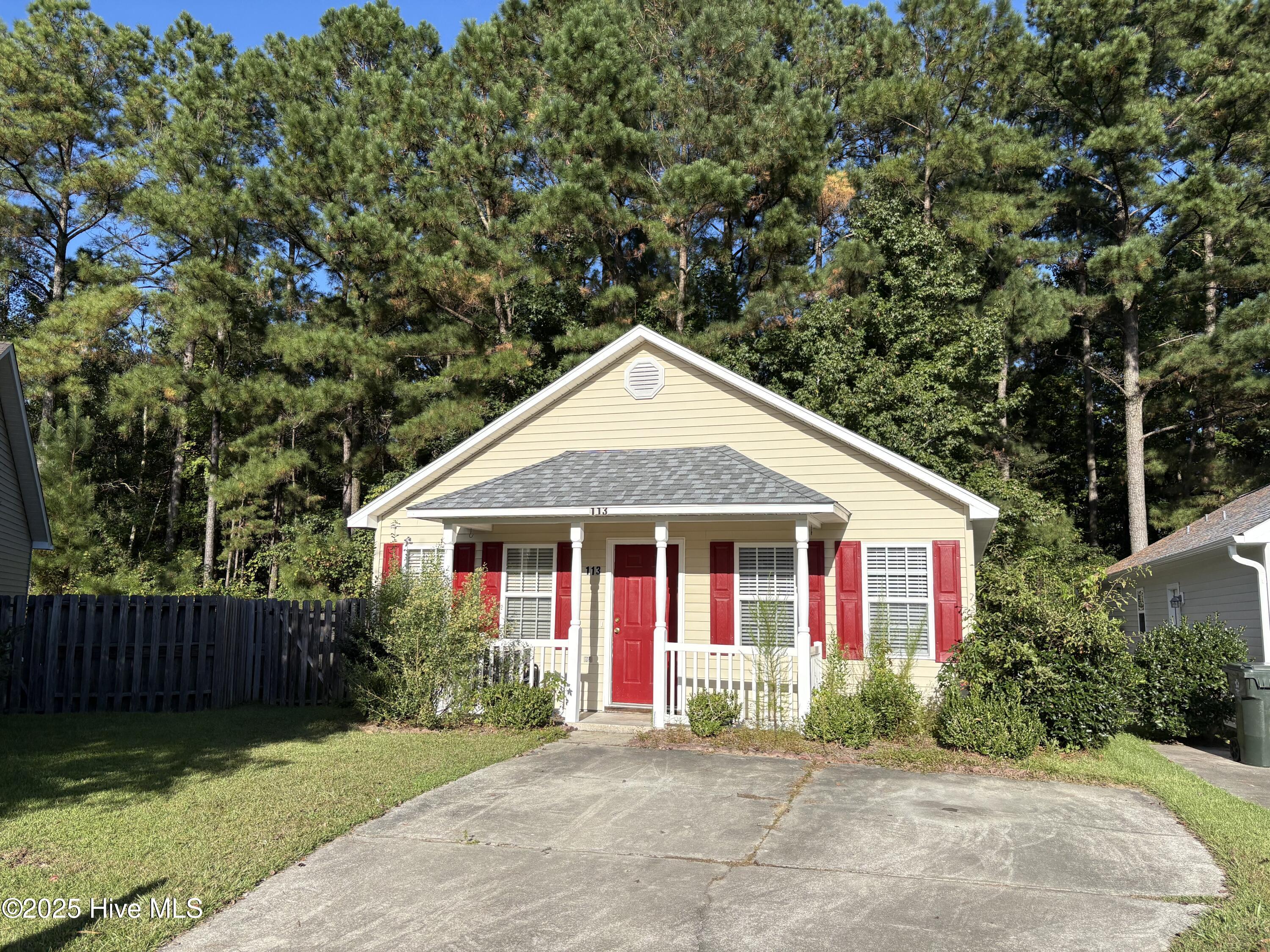 113 Gladiola Drive Property Photo 1