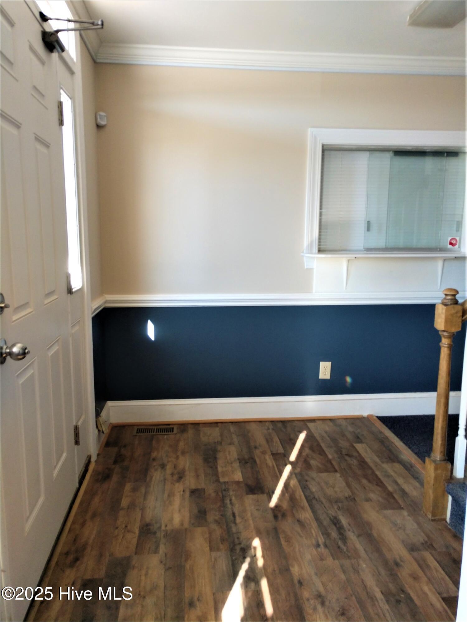 823 Evans Street C Property Photo 3