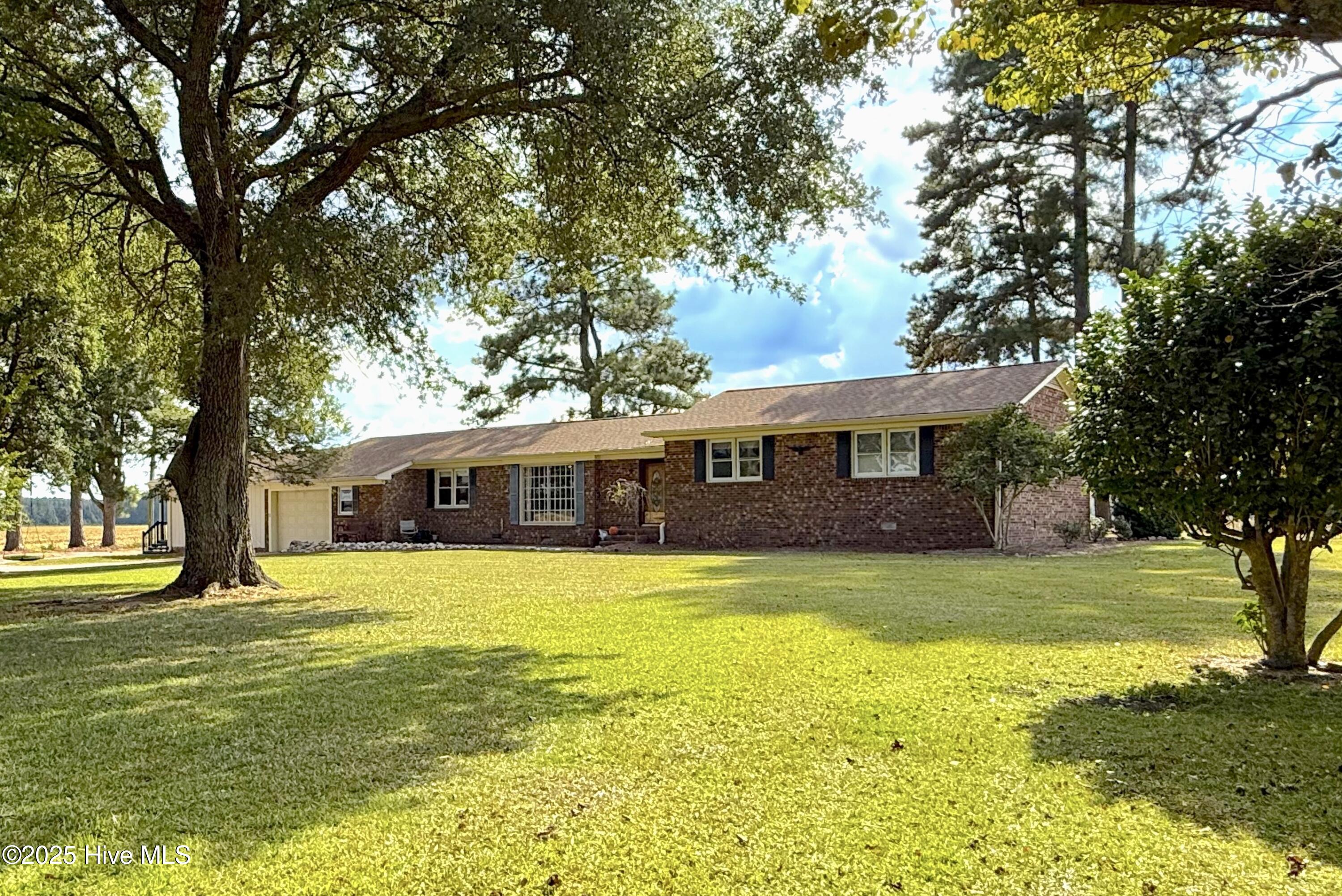 1591 Pat's Road Property Photo 1