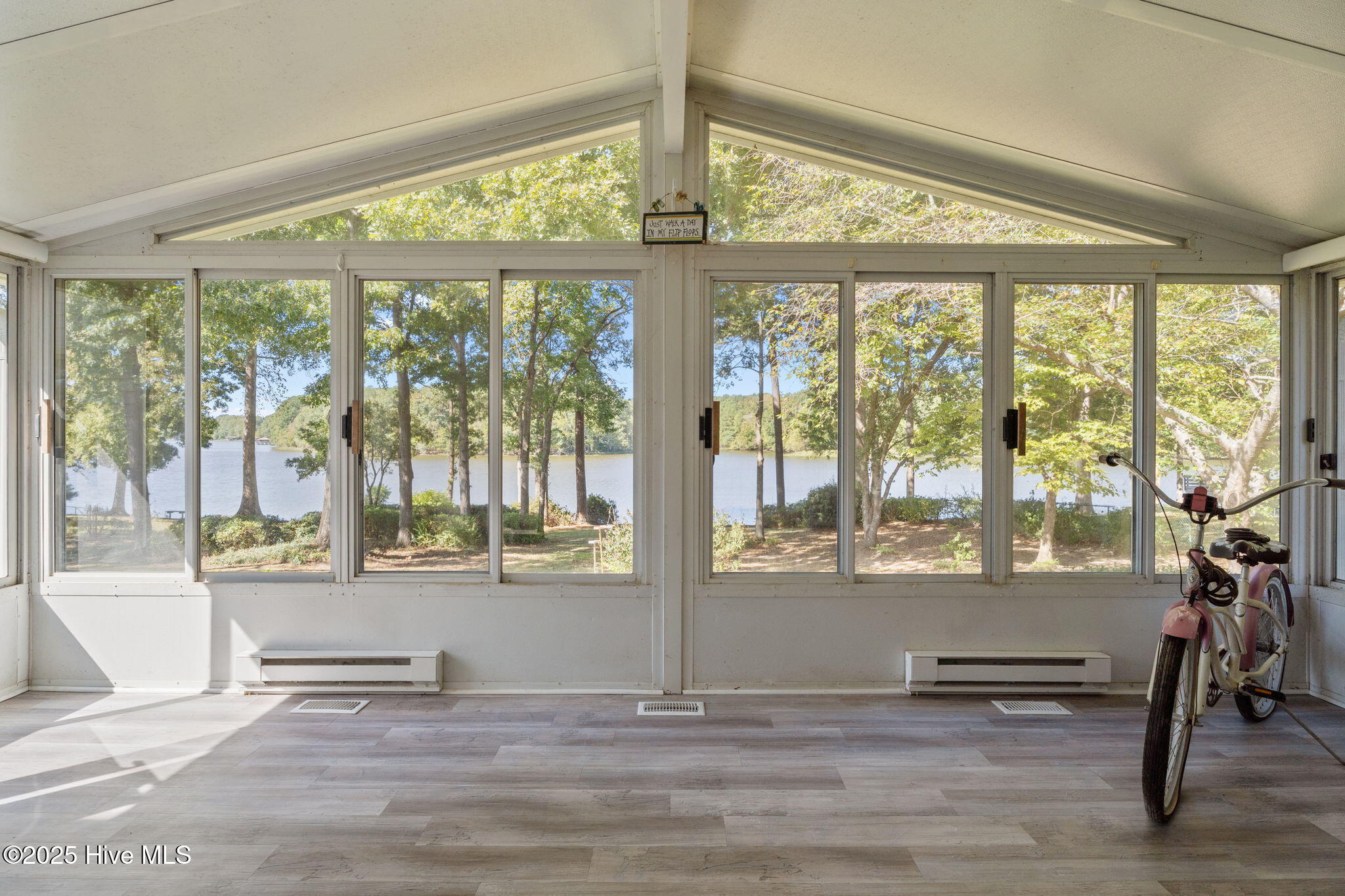 6992 Riverpoint Road Property Photo 19