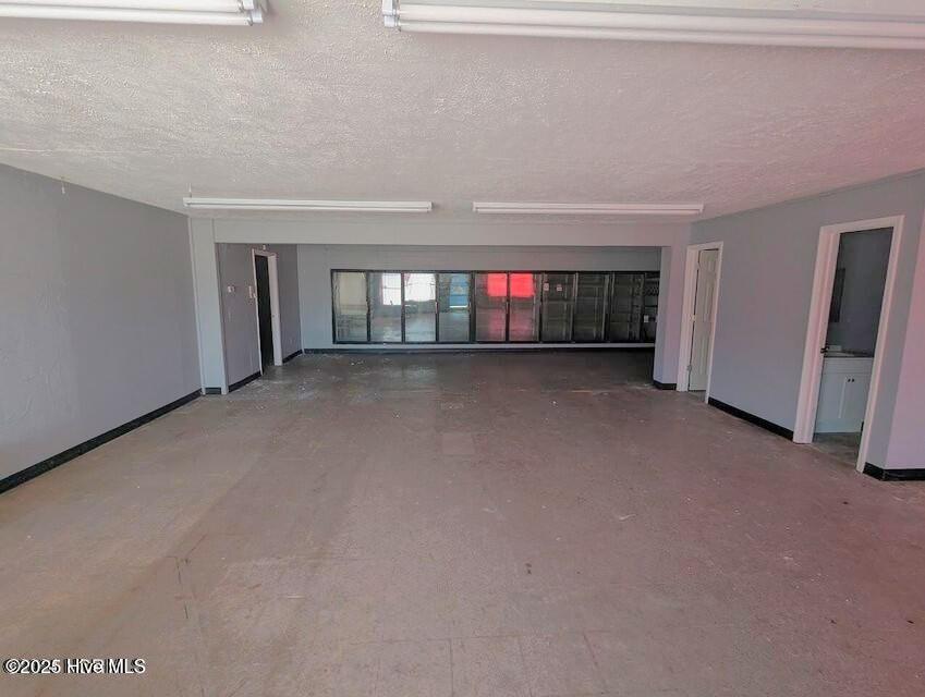 2210 N Us Highway 1 Property Photo 3