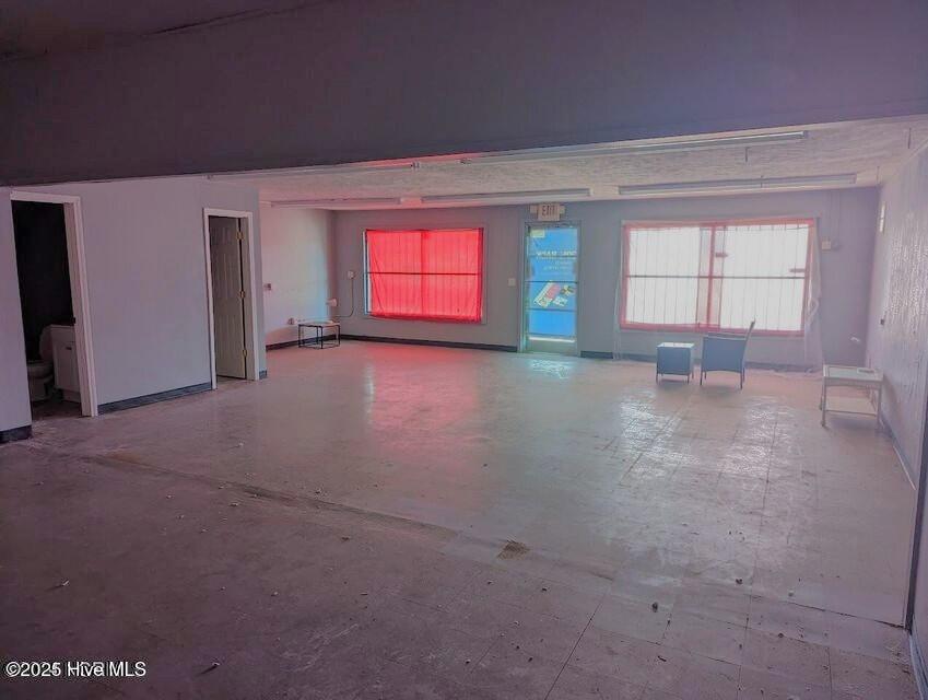 2210 N Us Highway 1 Property Photo 6