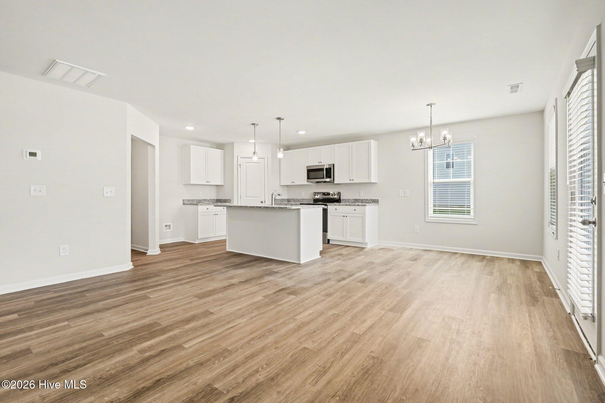 20 Ham Farm Drive Property Photo 6