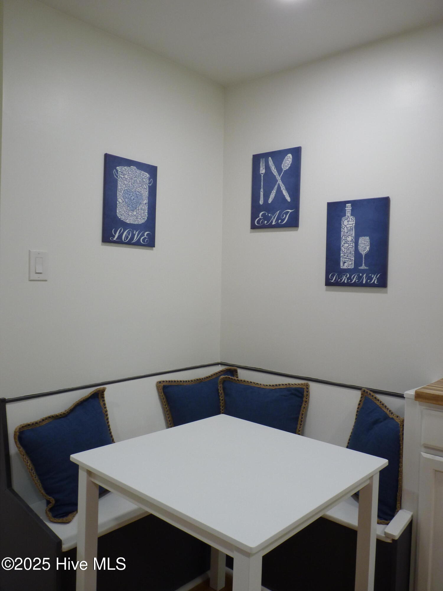 123 Jackson Street Property Photo 8