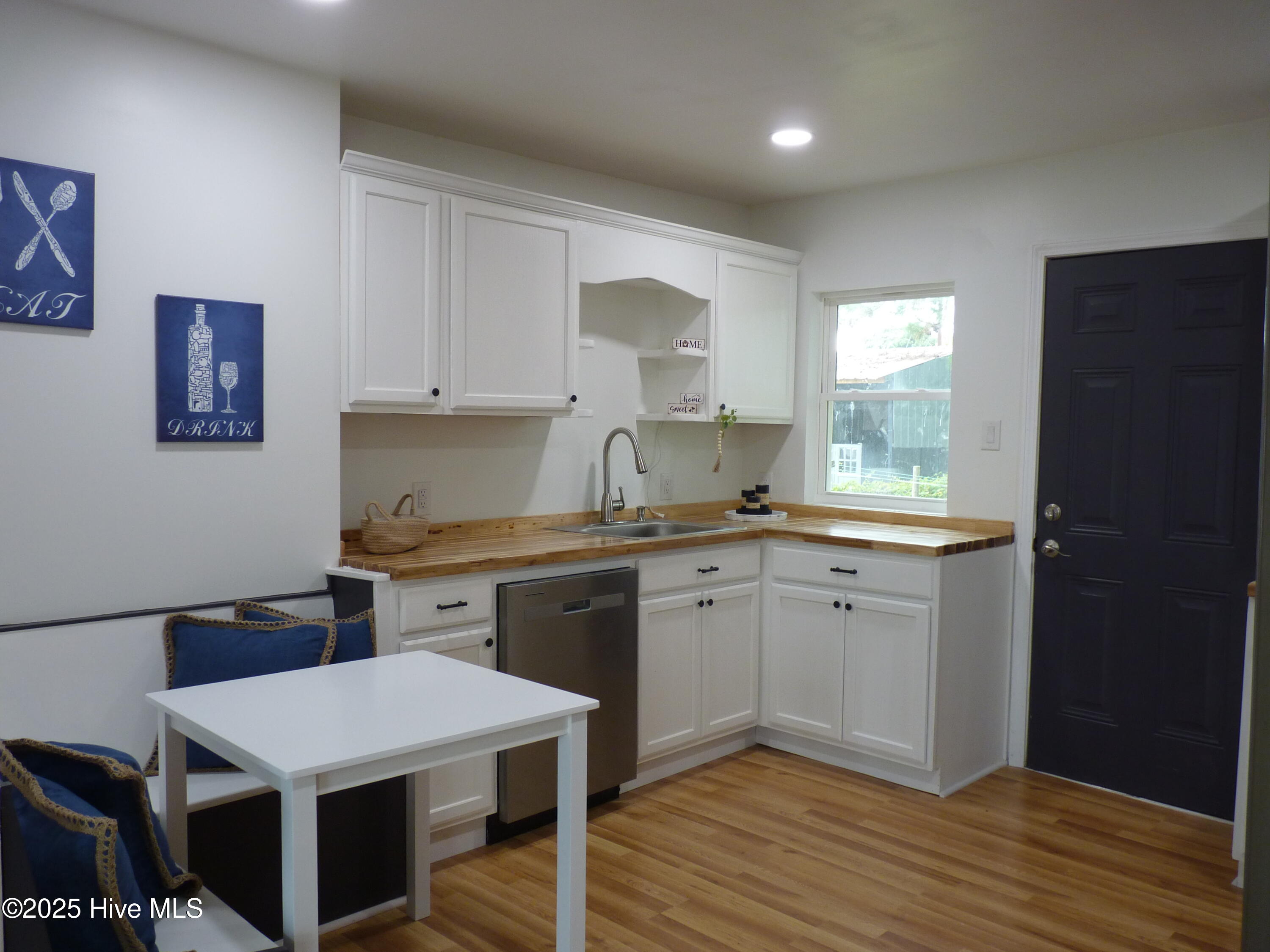 123 Jackson Street Property Photo 9