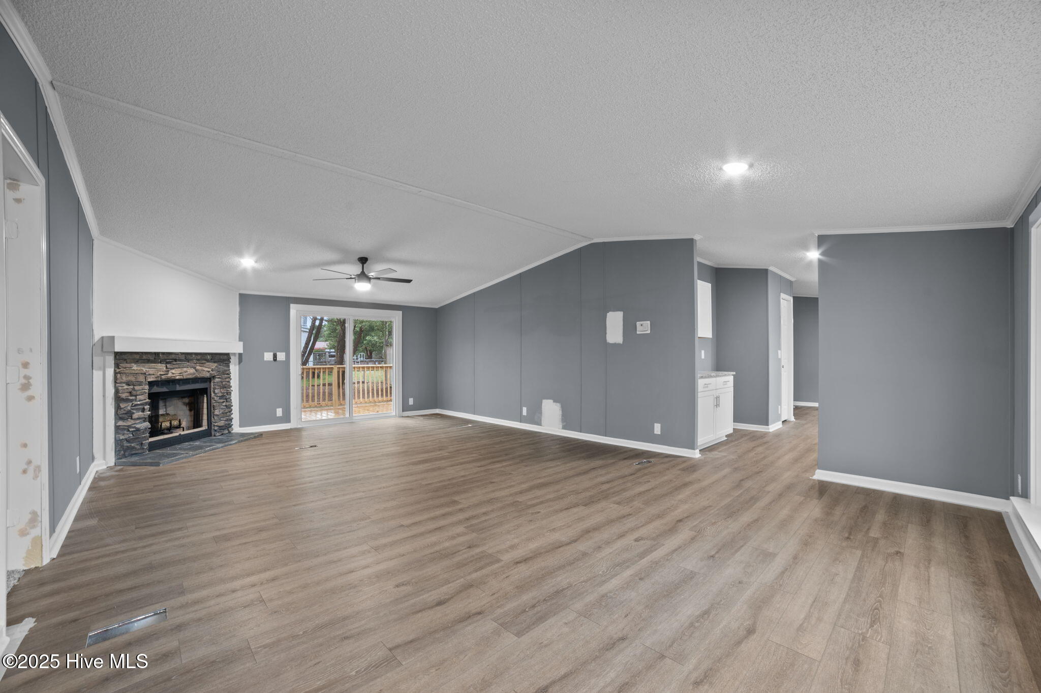 83 & 91 Flying Eagle Drive Property Photo 8