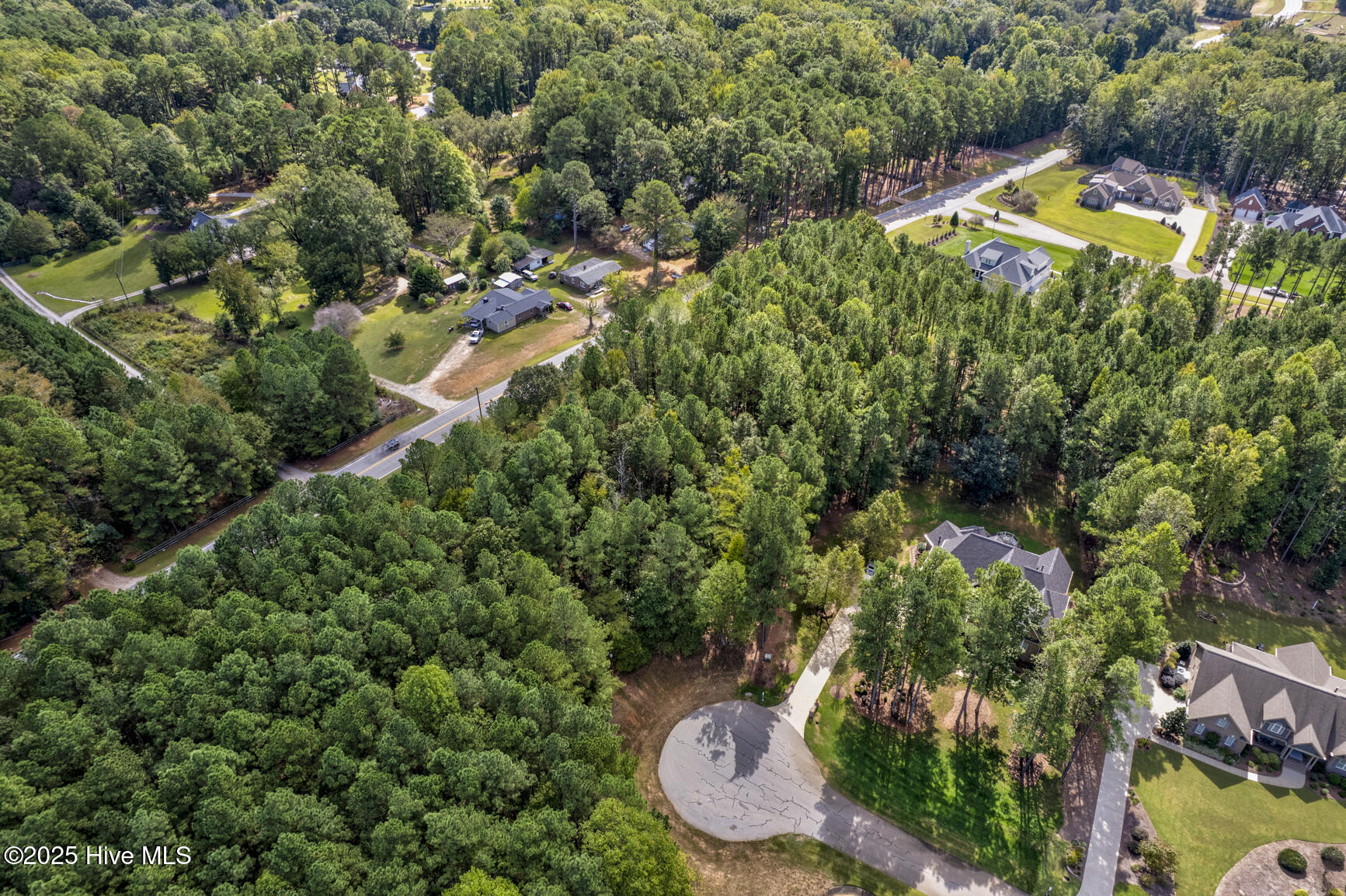 3327 Oak Leaf Drive Property Photo 10