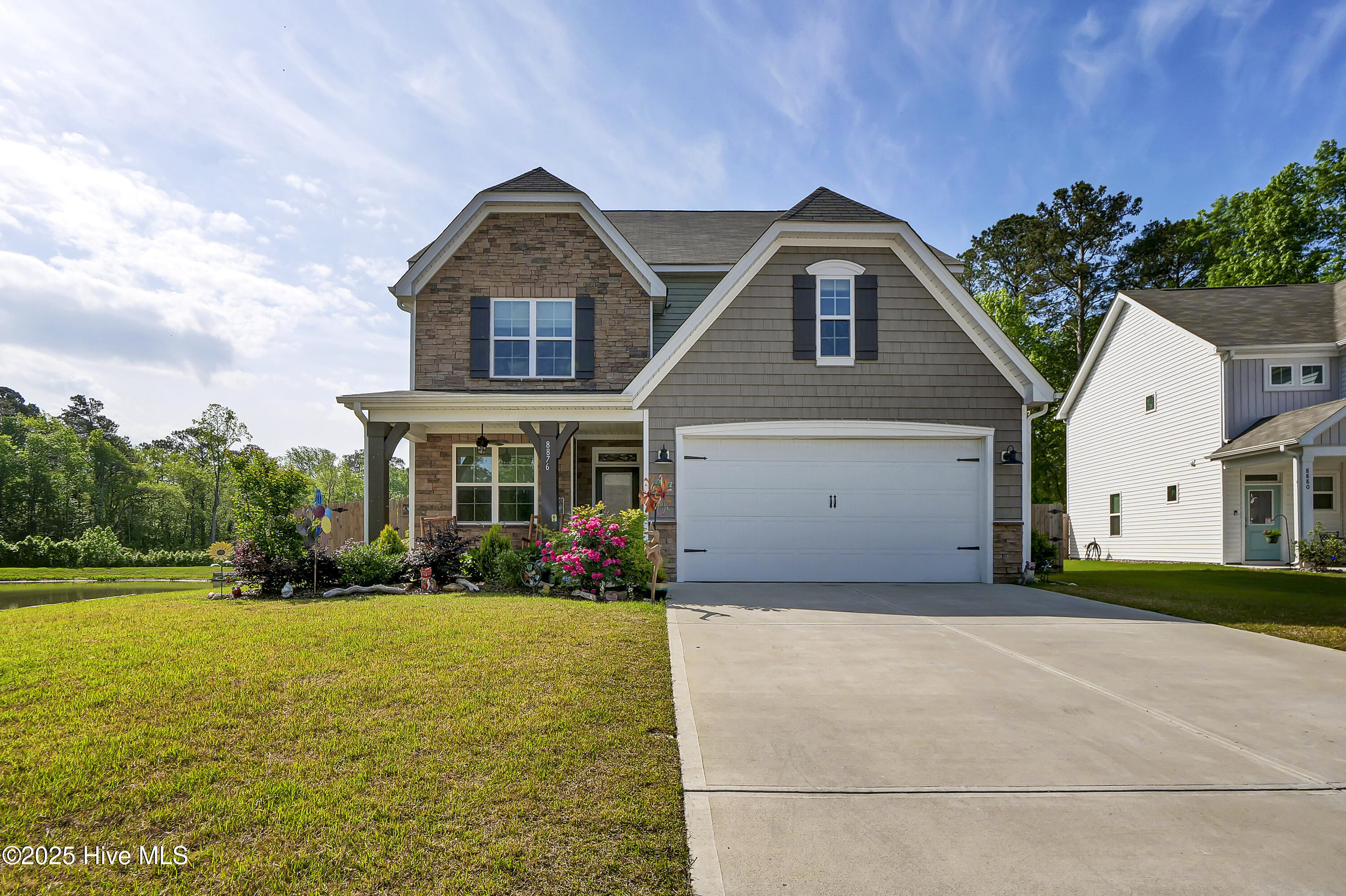 8876 Colbert Place Drive Property Photo 1