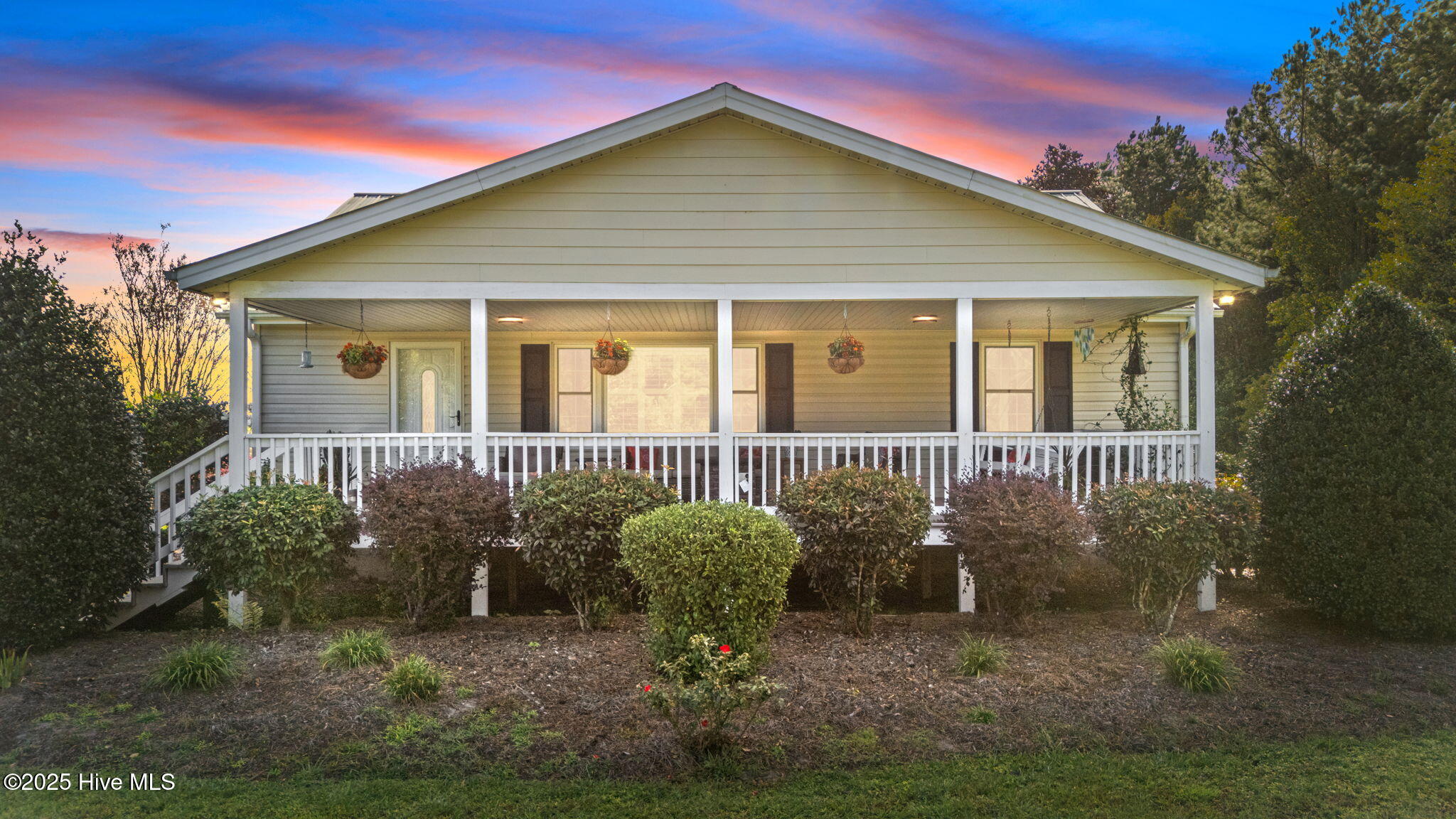 1131 Post Road Property Photo 1