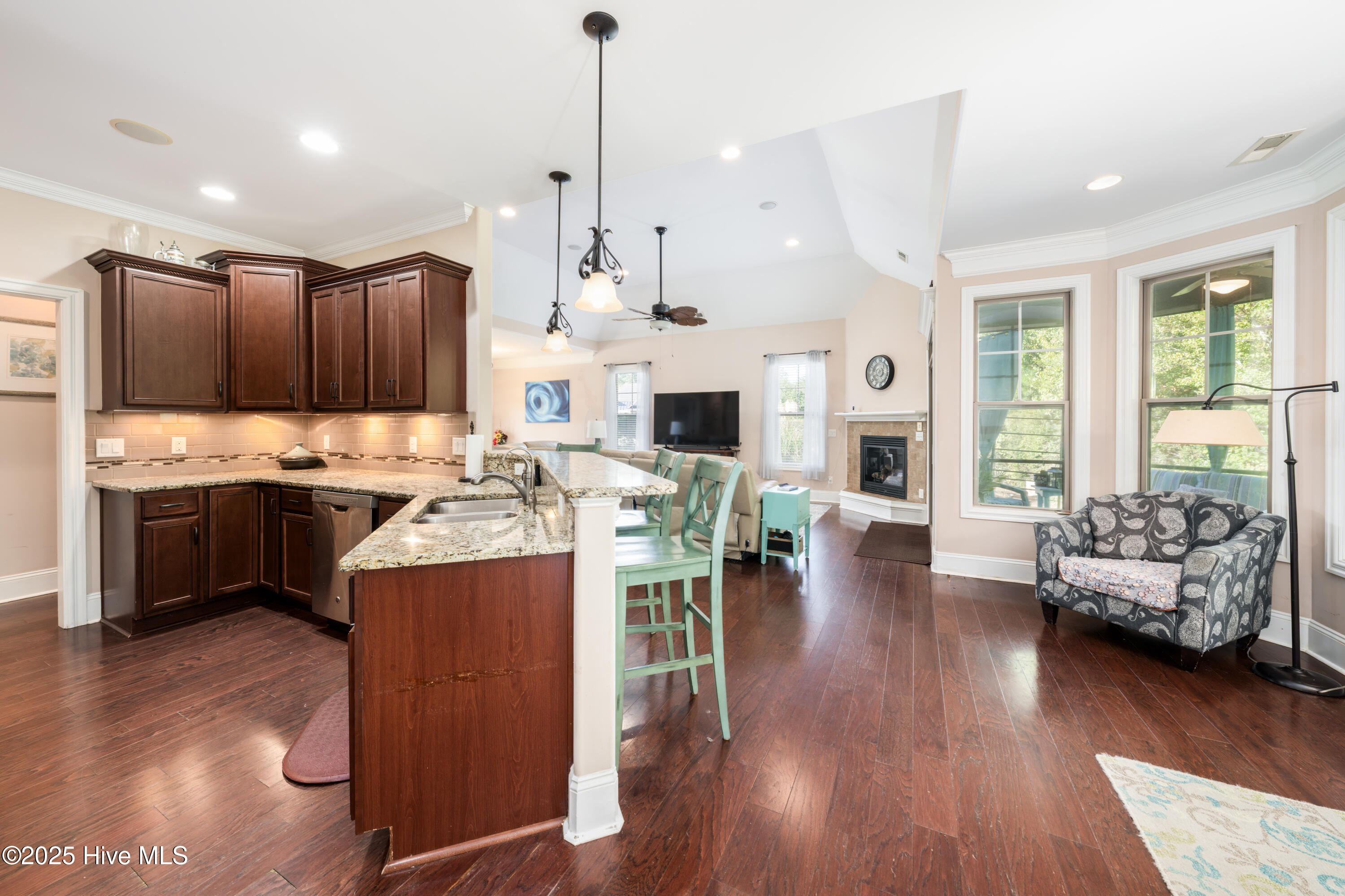 2314 Hickory Bottom Court Property Photo 8