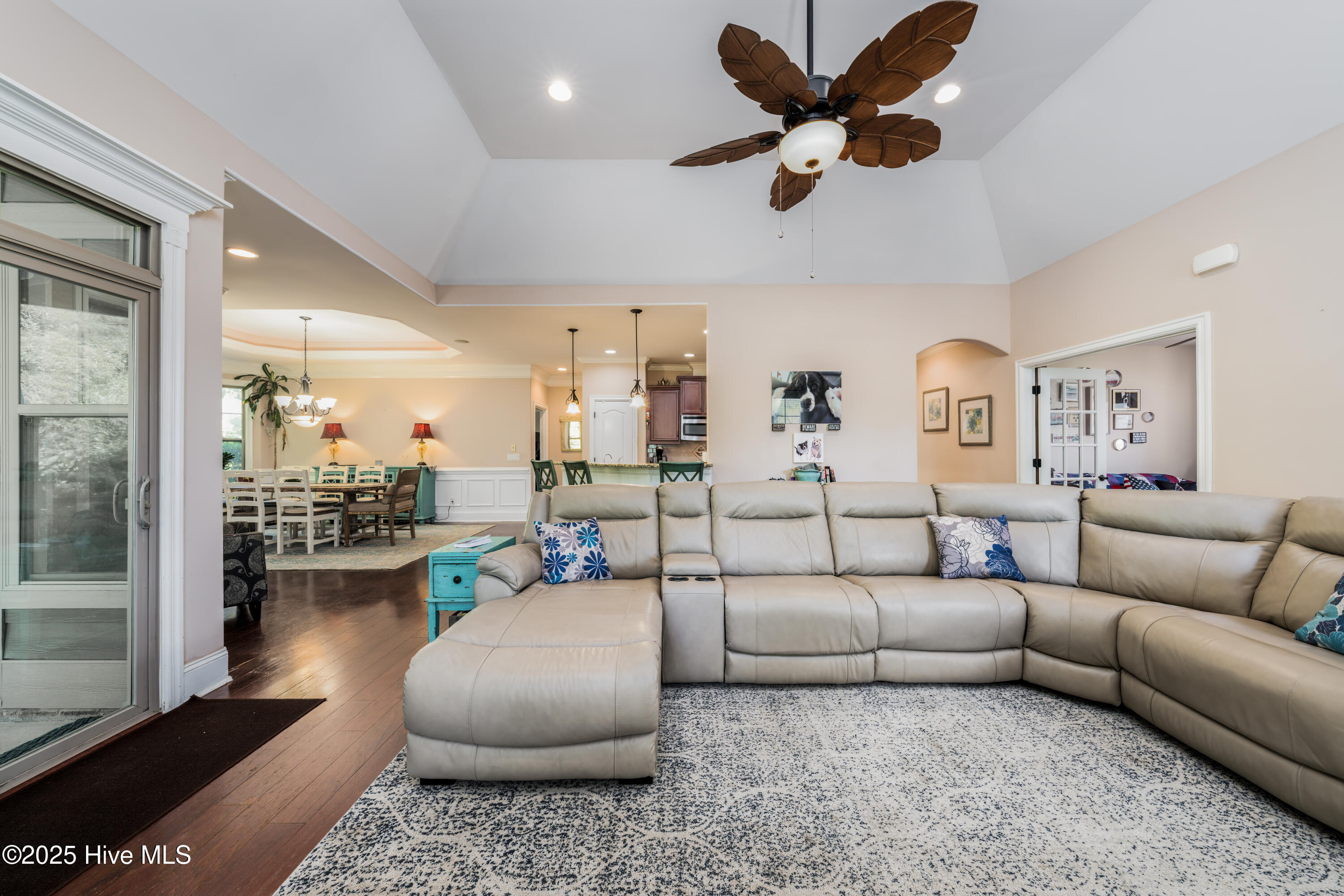 2314 Hickory Bottom Court Property Photo 9