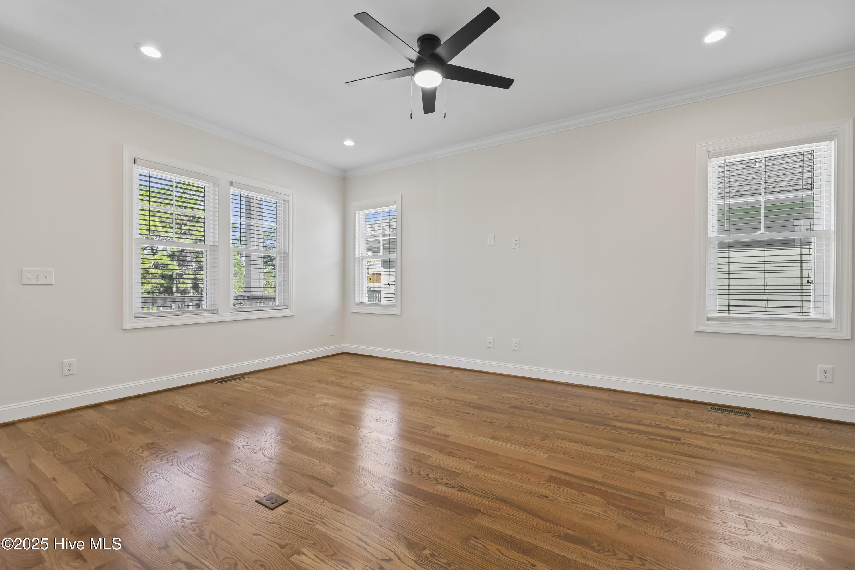 805 S South Carolina Avenue Property Photo 11