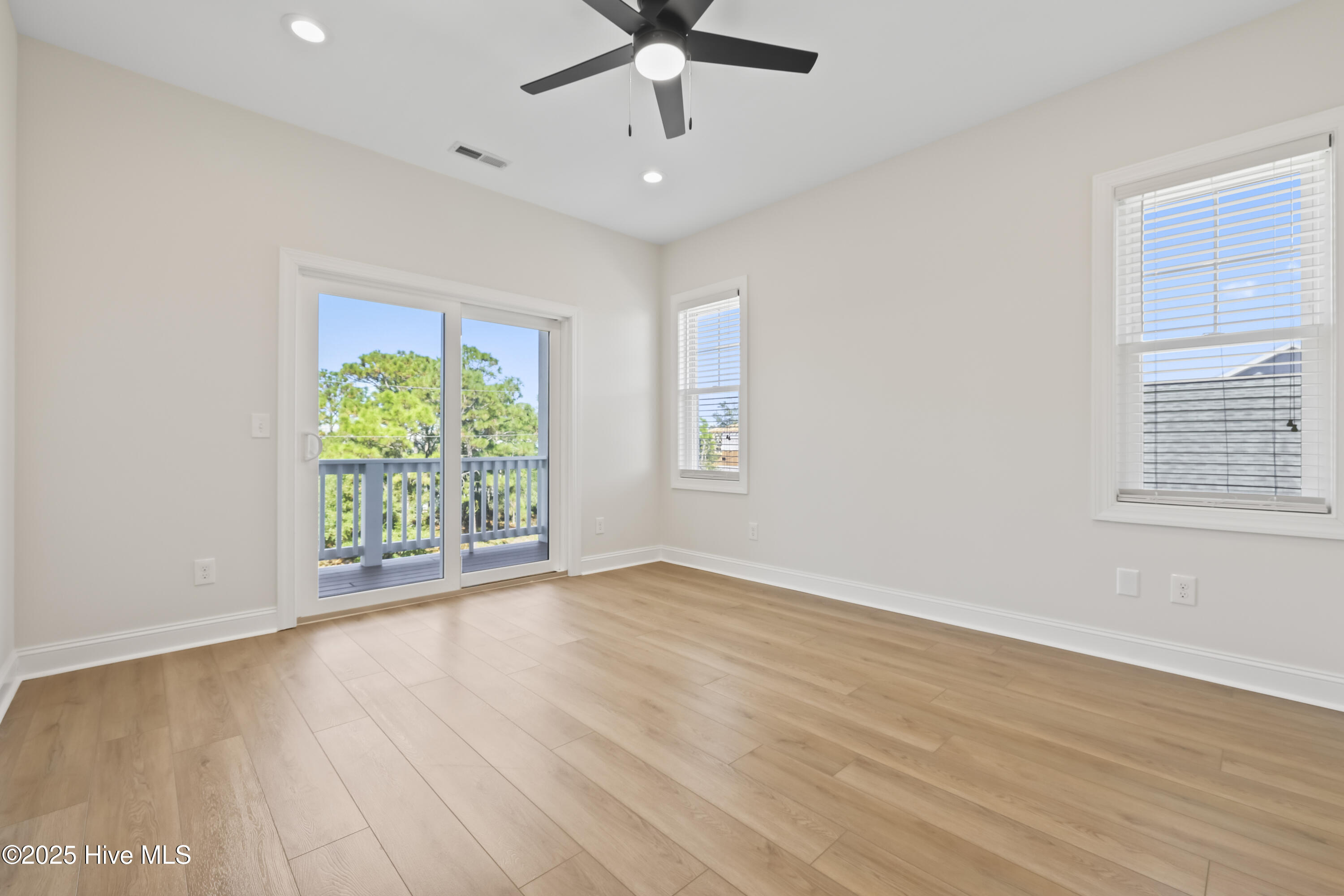 805 S South Carolina Avenue Property Photo 25