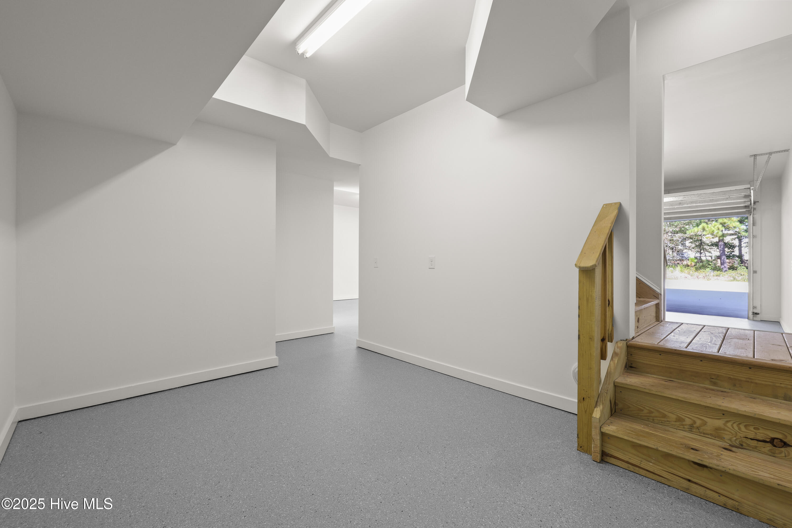 805 S South Carolina Avenue Property Photo 32