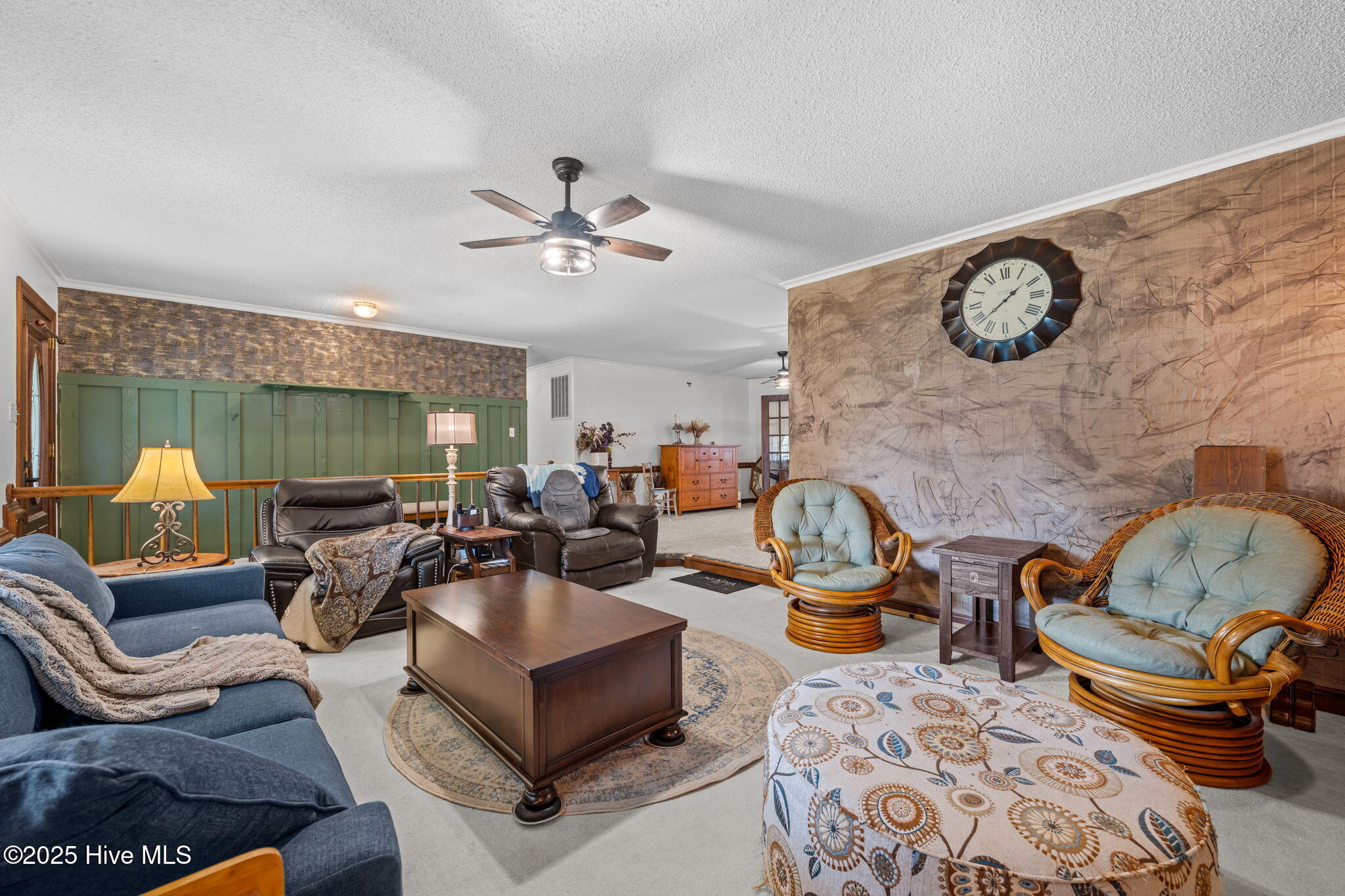 211 Rockledge Road Property Photo 8