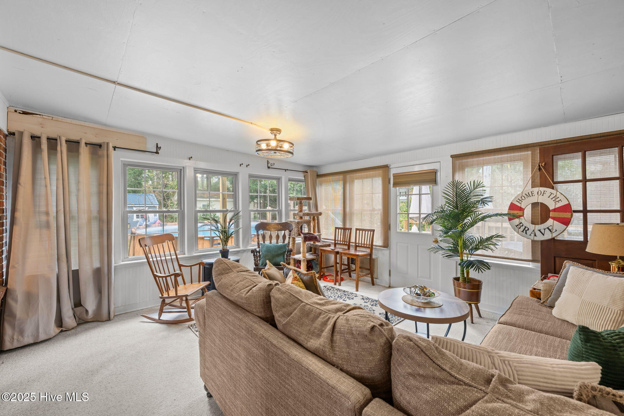 211 Rockledge Road Property Photo 15