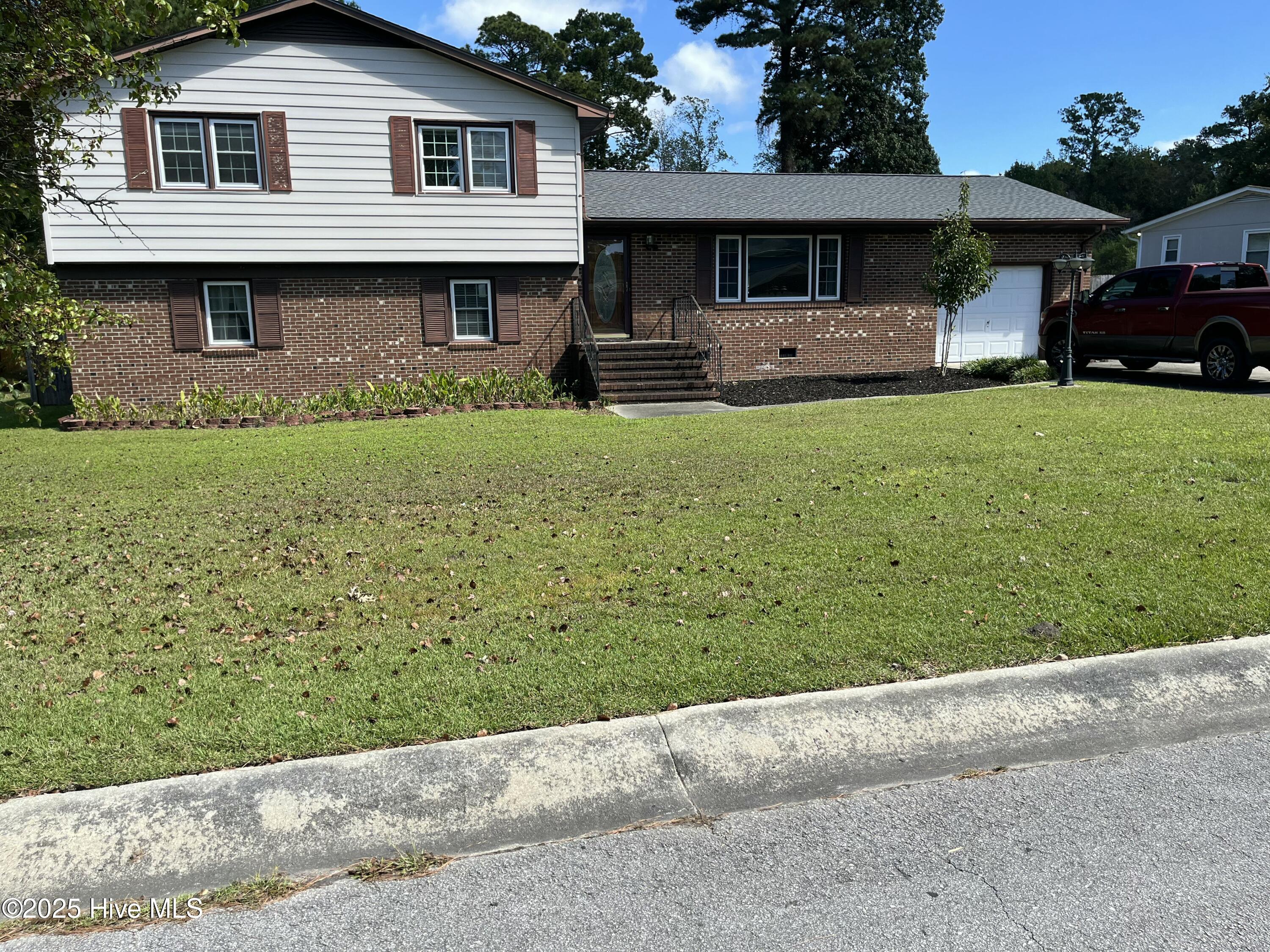 102 Fairway Road Property Photo 1