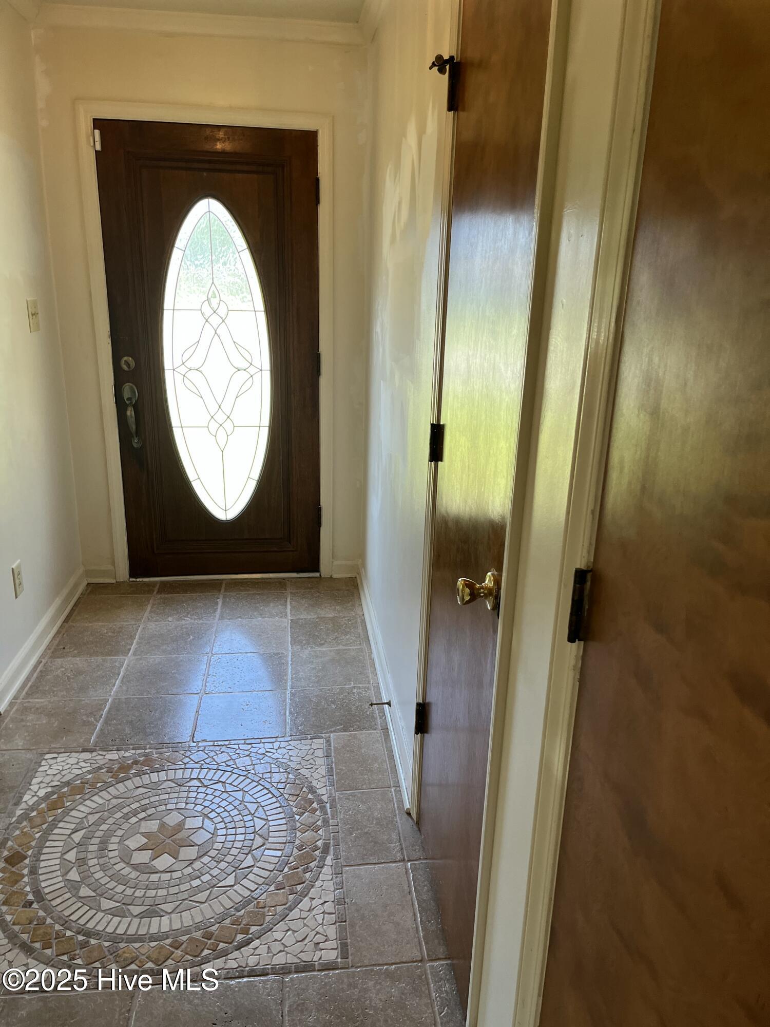 102 Fairway Road Property Photo 5