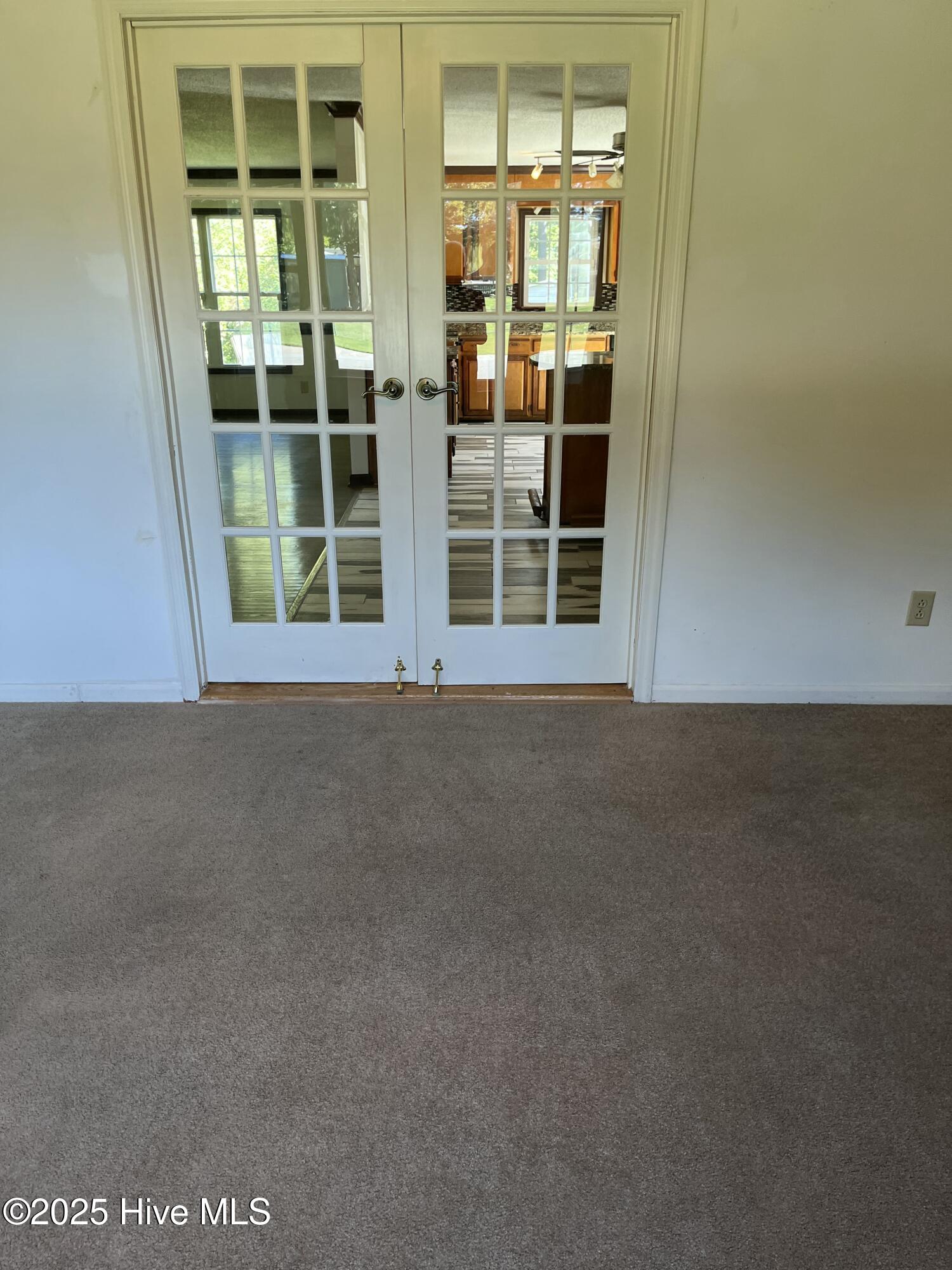 102 Fairway Road Property Photo 13