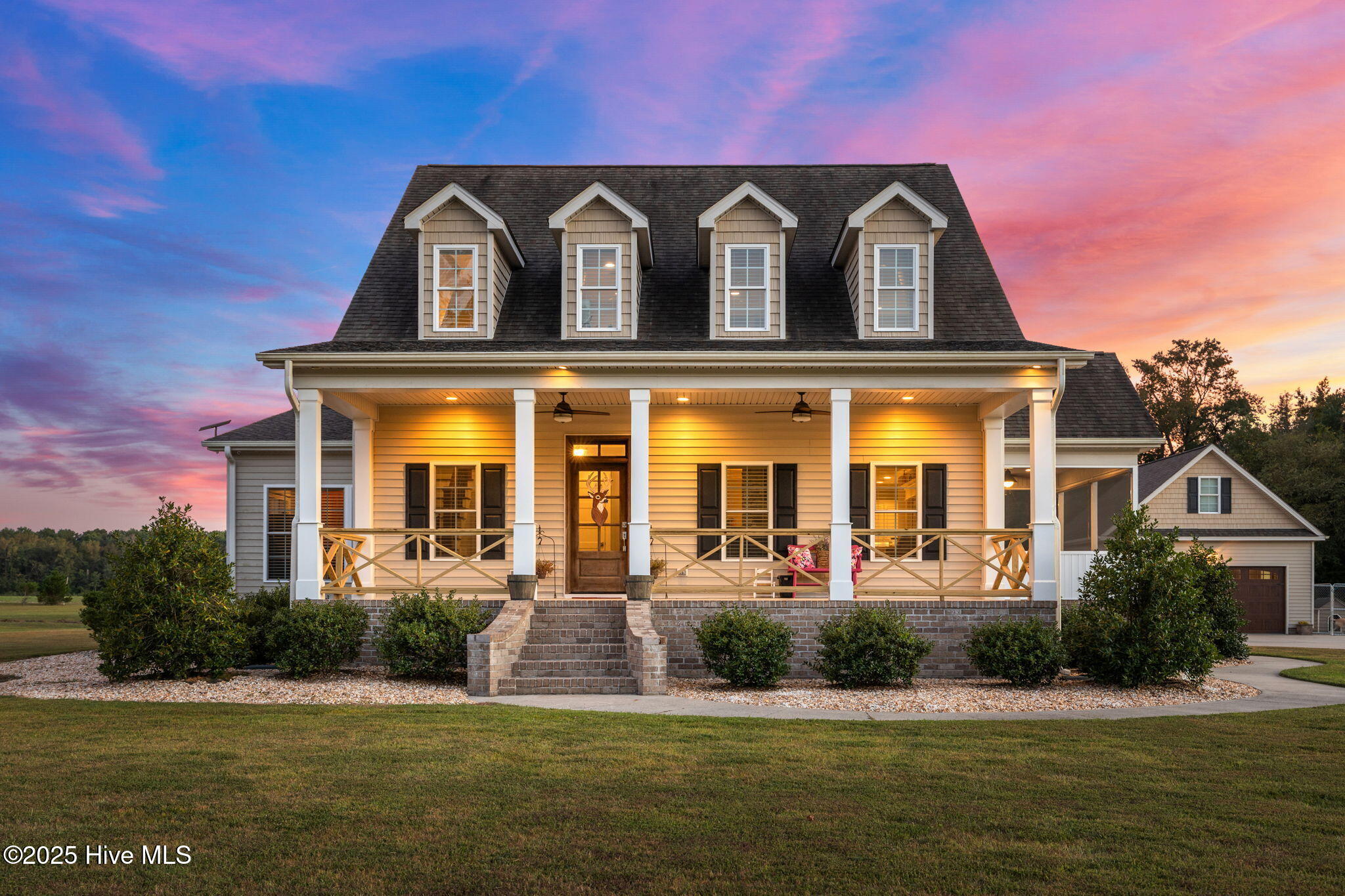 1701 Shady Creek Road Property Photo 1