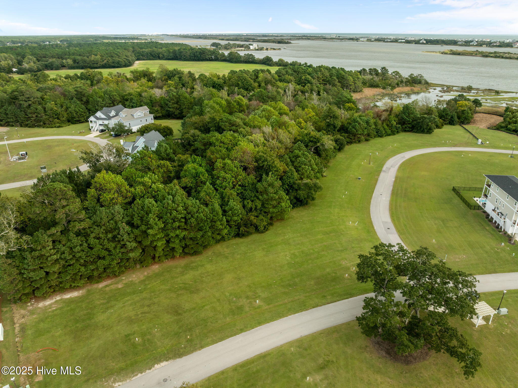 201 Marshside Landing Property Photo 13