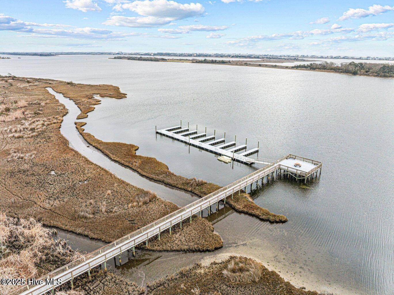 201 Marshside Landing Property Photo 52