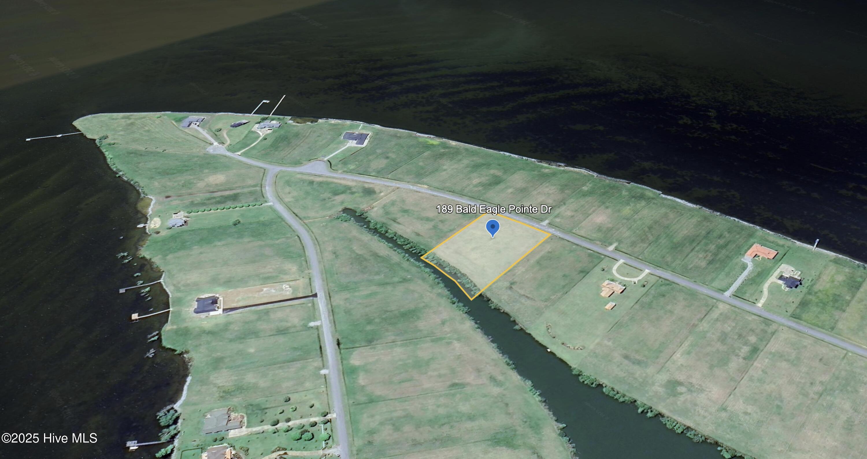 189 Bald Eagle Pointe Drive Property Photo 5