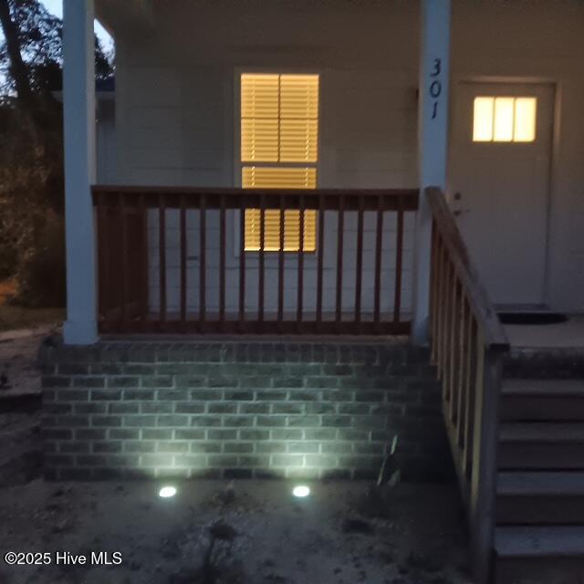 301 E Goodman Street Property Photo 6