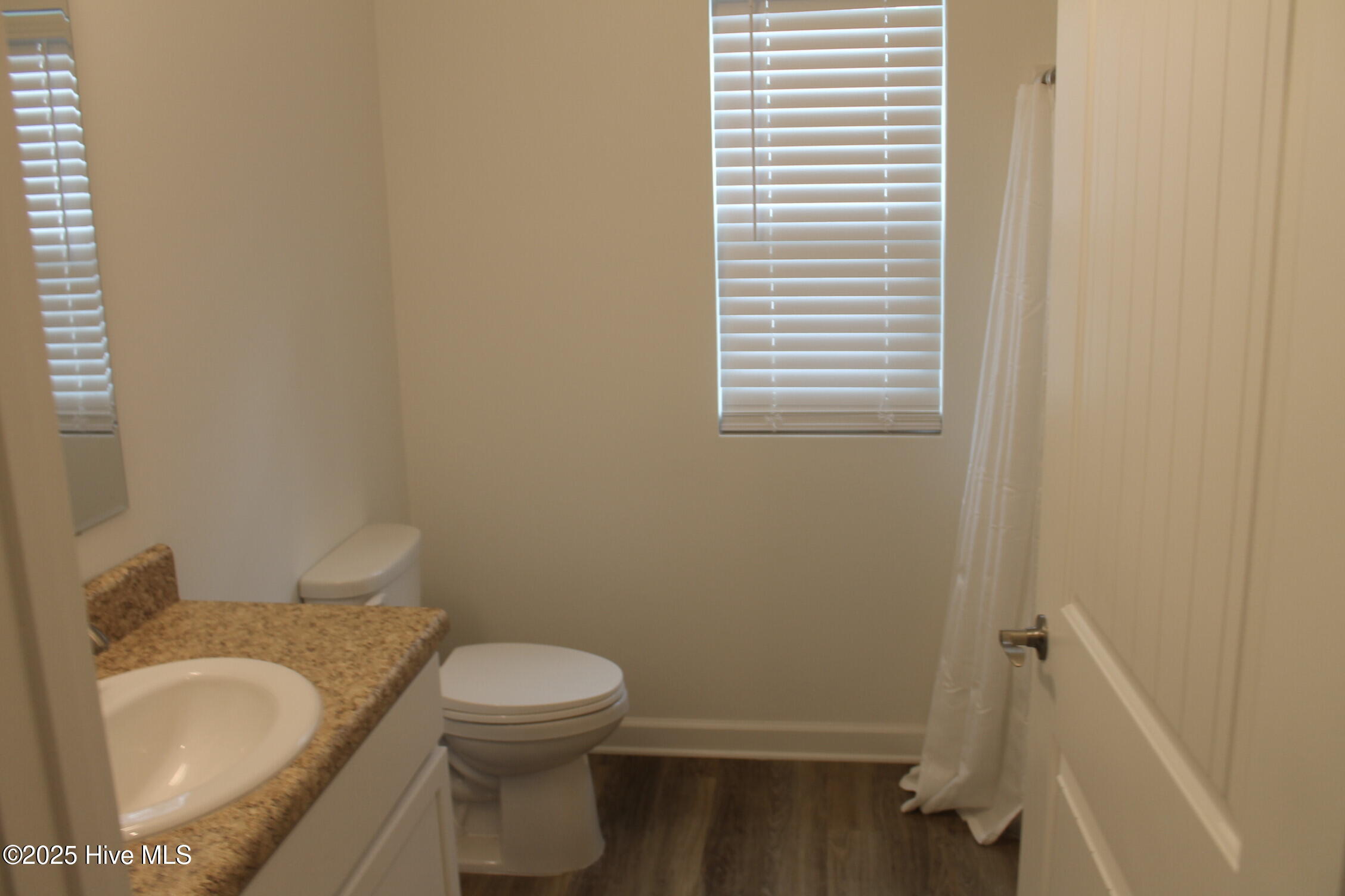 301 E Goodman Street Property Photo 32