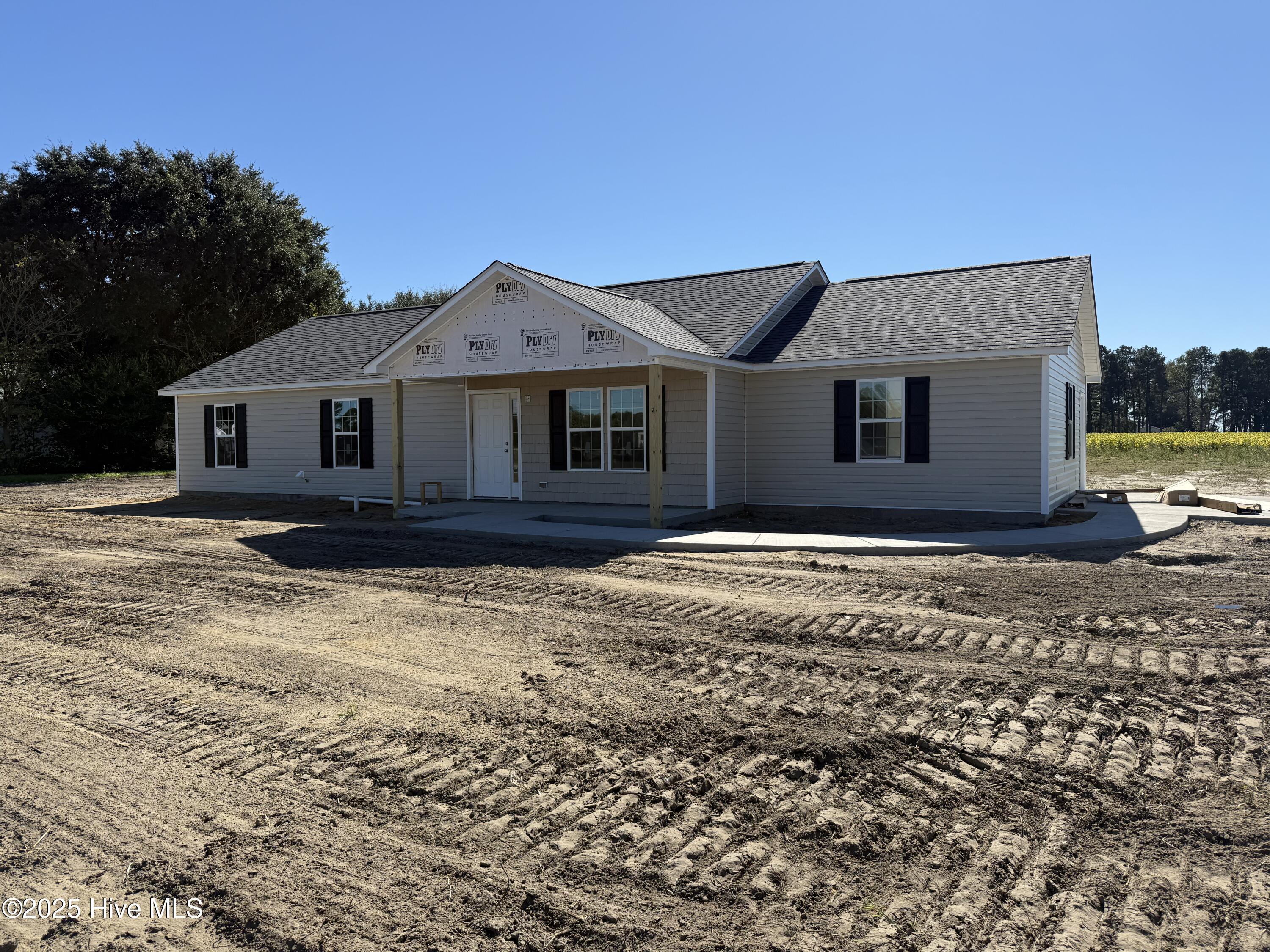 1581 Thunder Swamp Road Property Photo 1