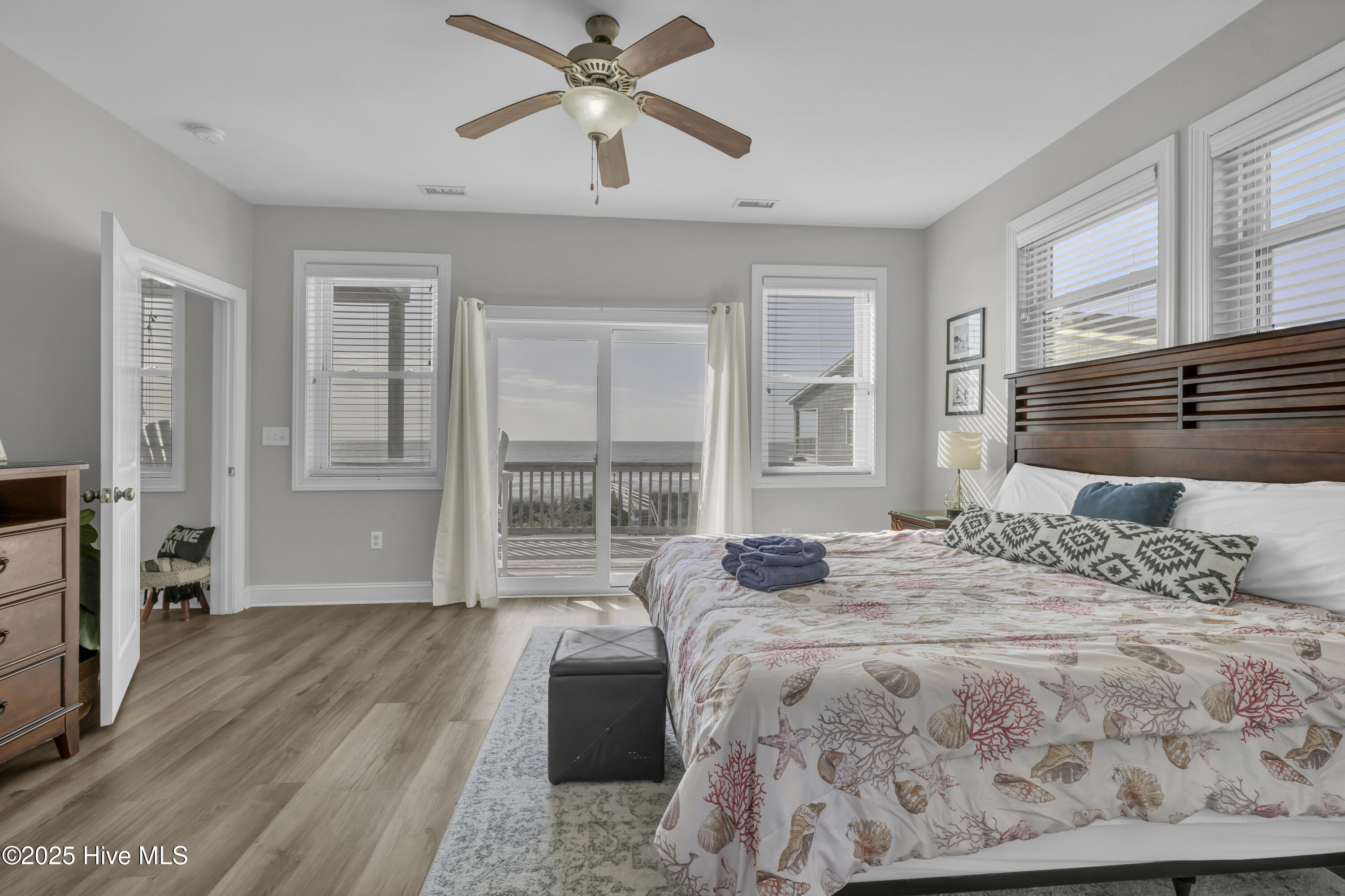 1800 New River Inlet Road Property Photo 19