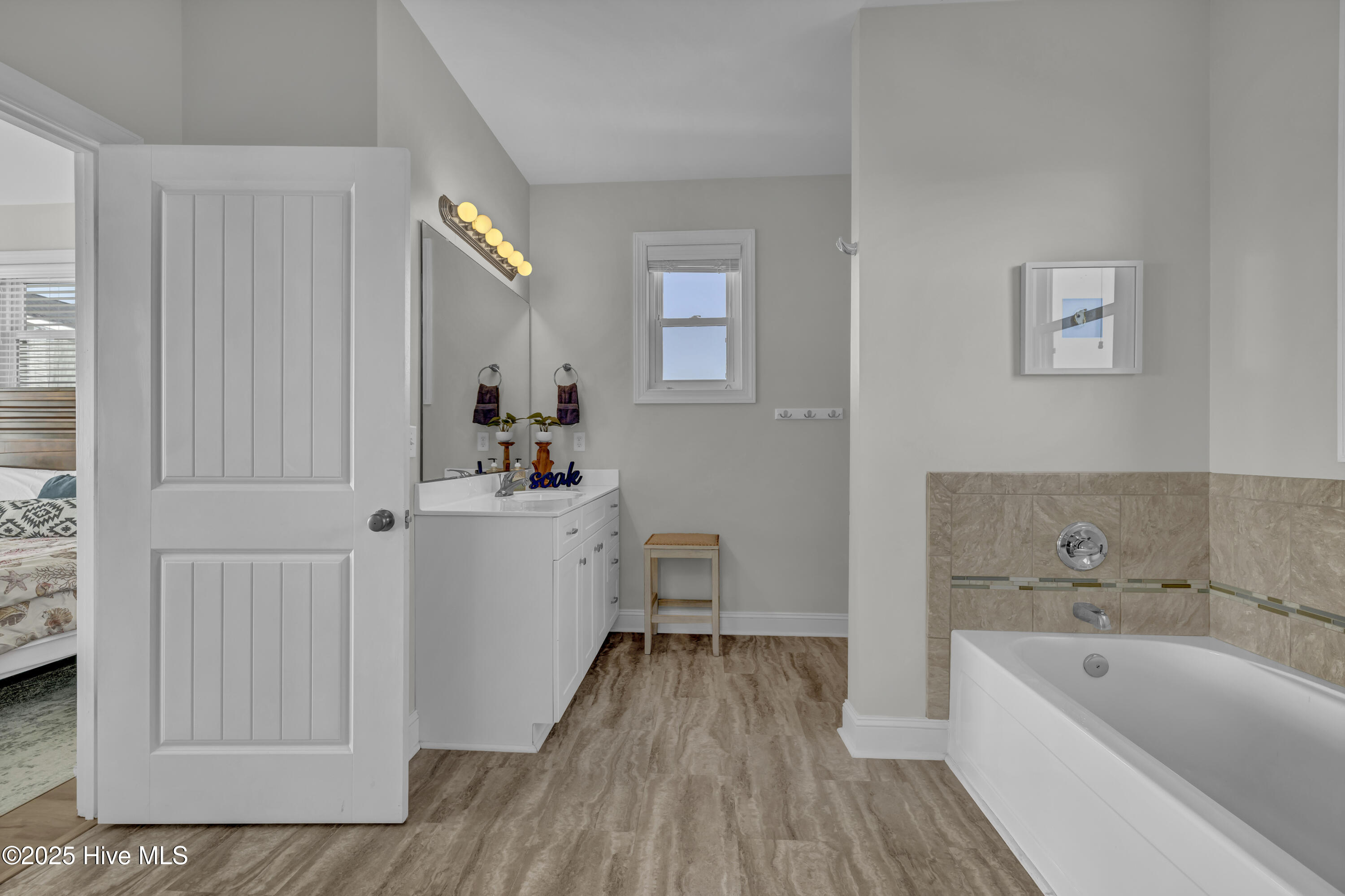 1800 New River Inlet Road Property Photo 20