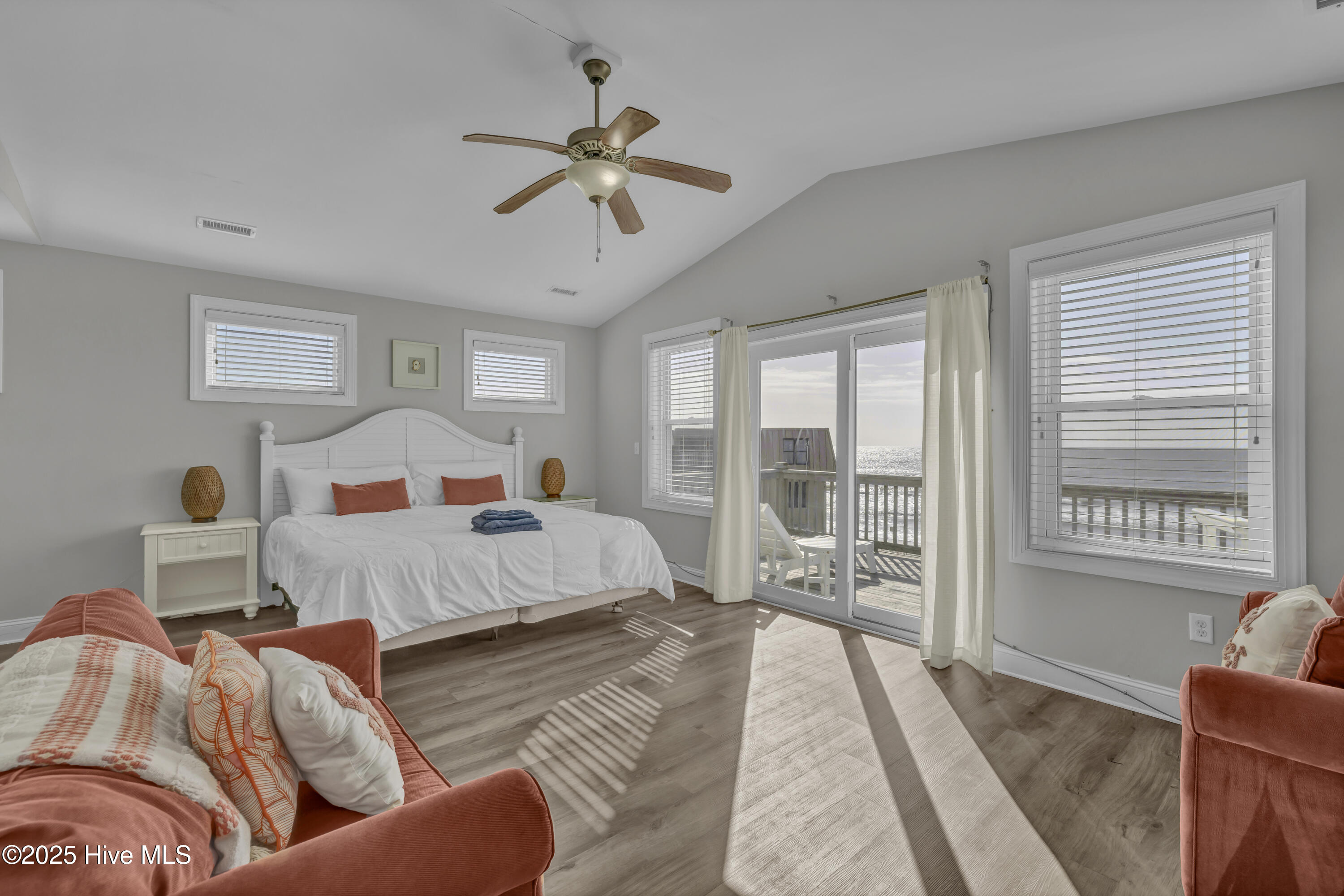 1800 New River Inlet Road Property Photo 24