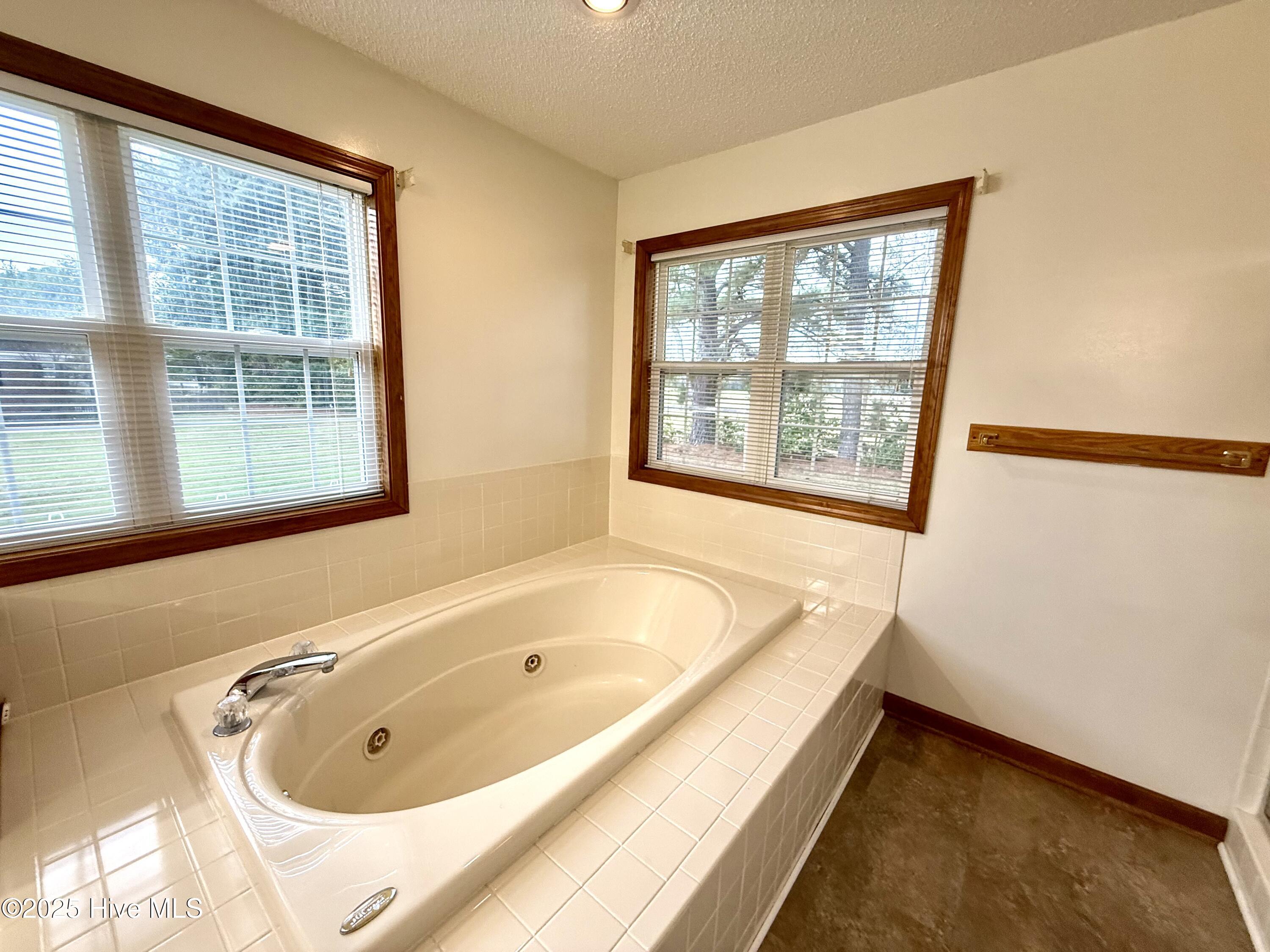 510 Robin Lane Property Photo 45