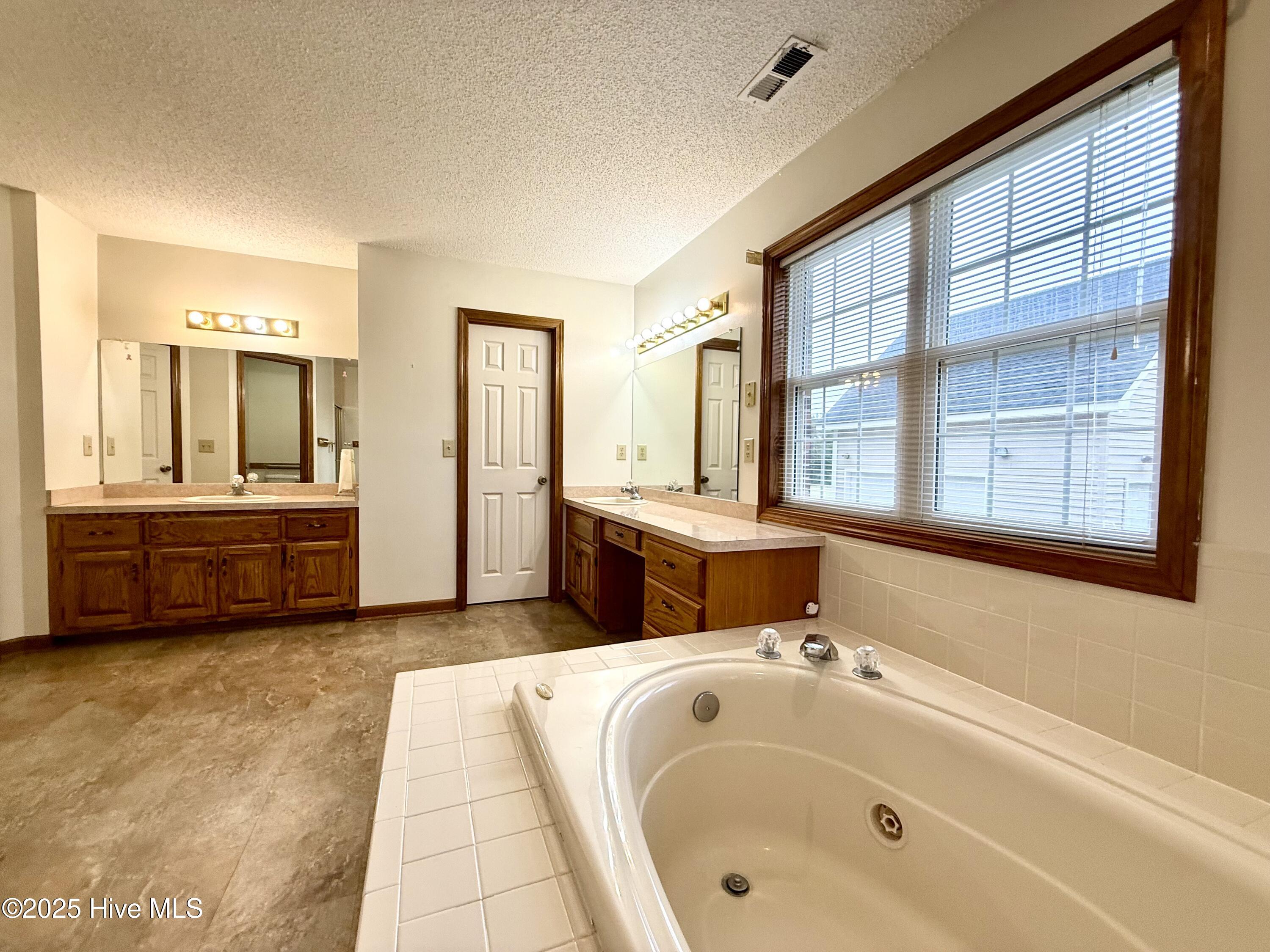 510 Robin Lane Property Photo 46