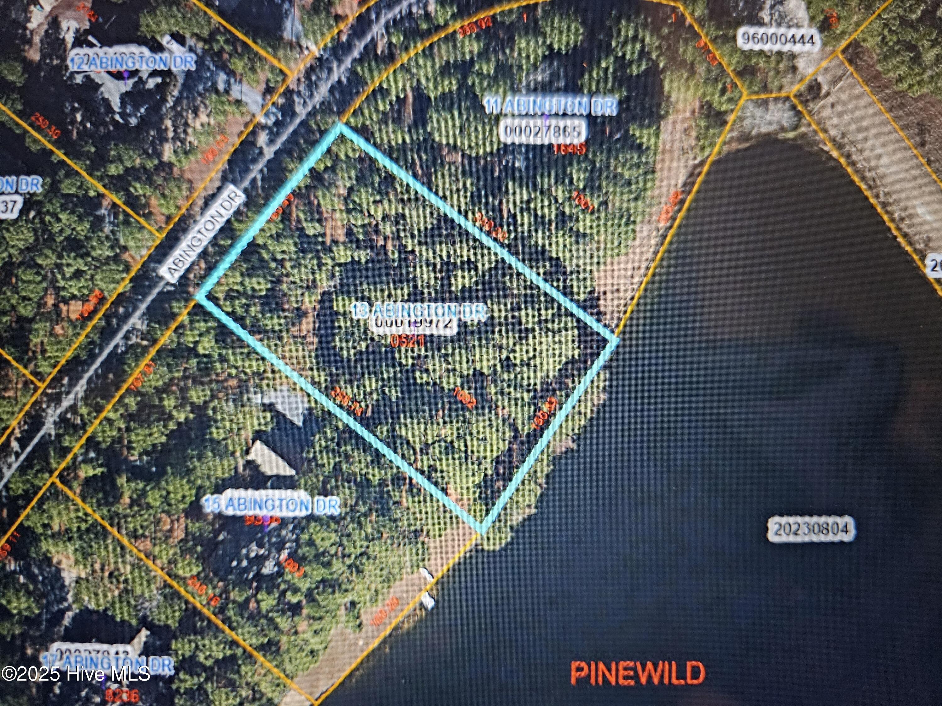 13 Abington Drive Property Photo 5