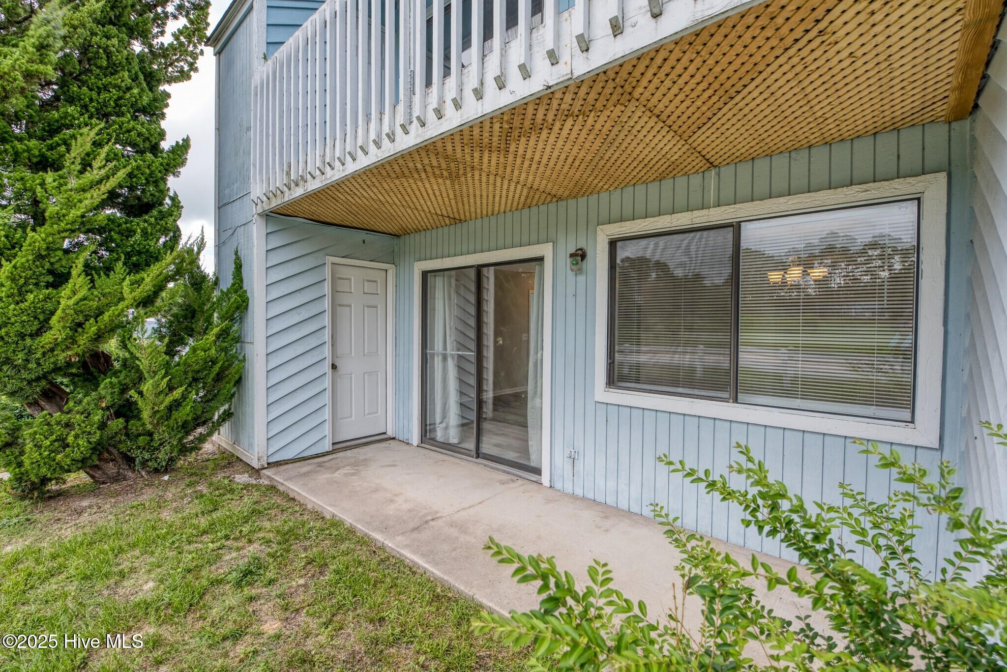 39 Roberts Road 2 Property Photo 1