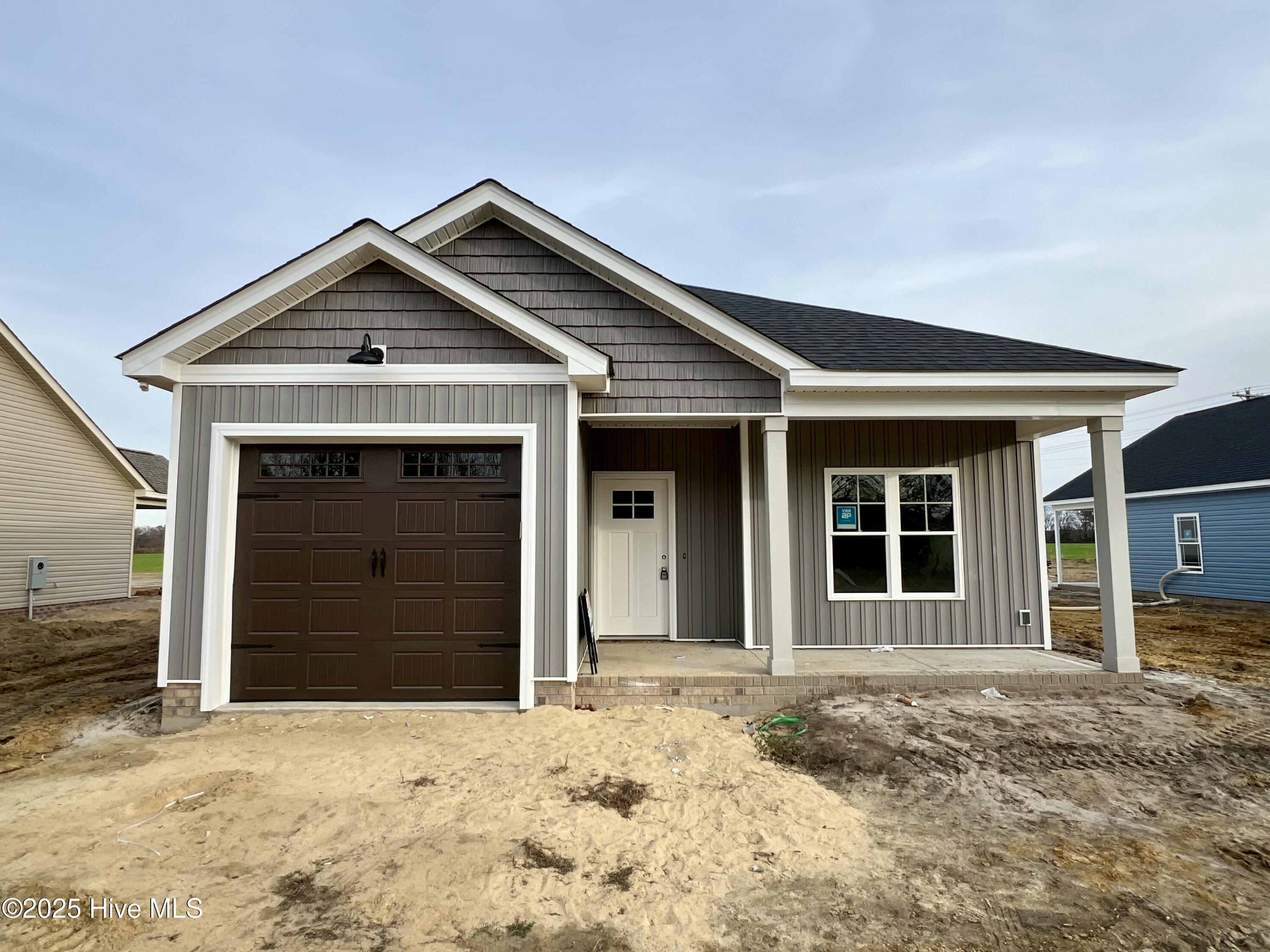 606 S Vance Street Property Photo 1