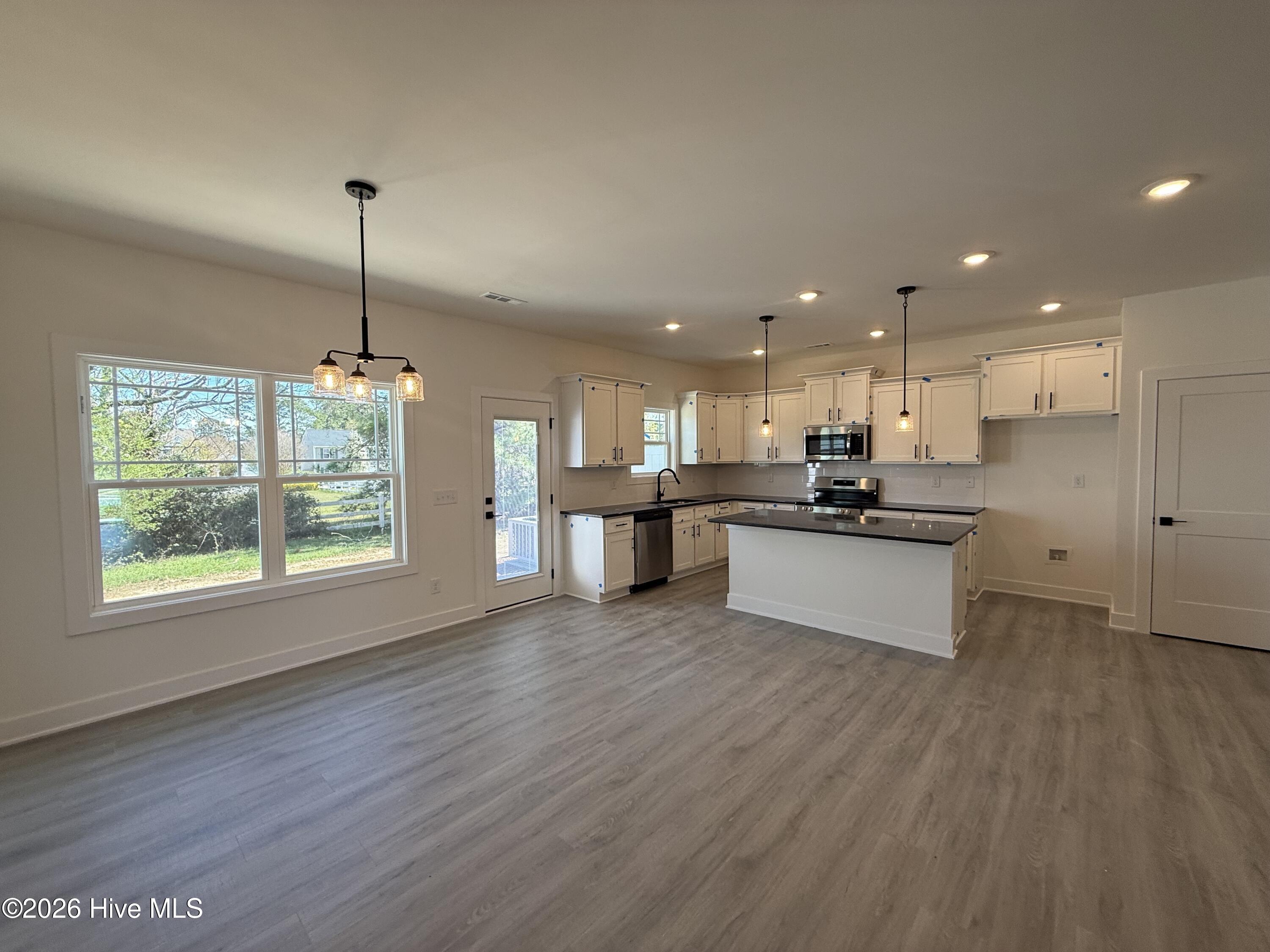 13 Joyner Park Drive Property Photo 6
