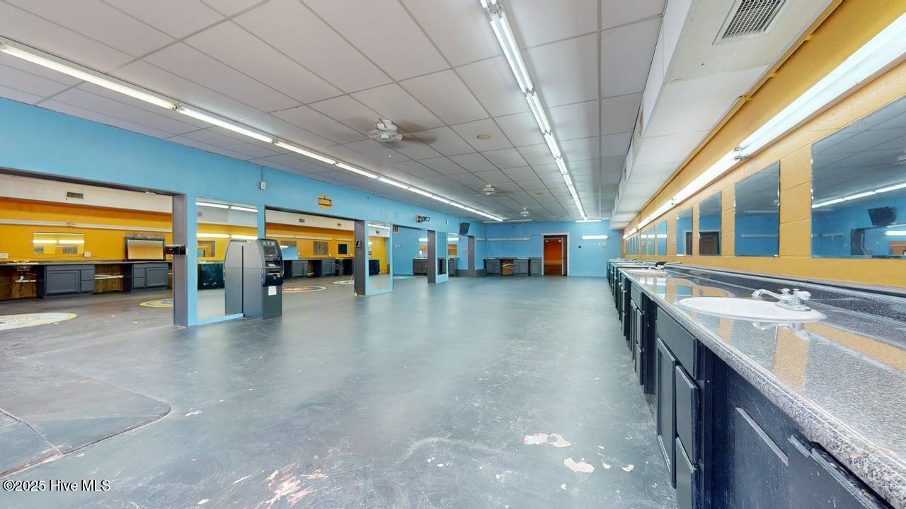 1921 Lejeune Boulevard Property Photo 8