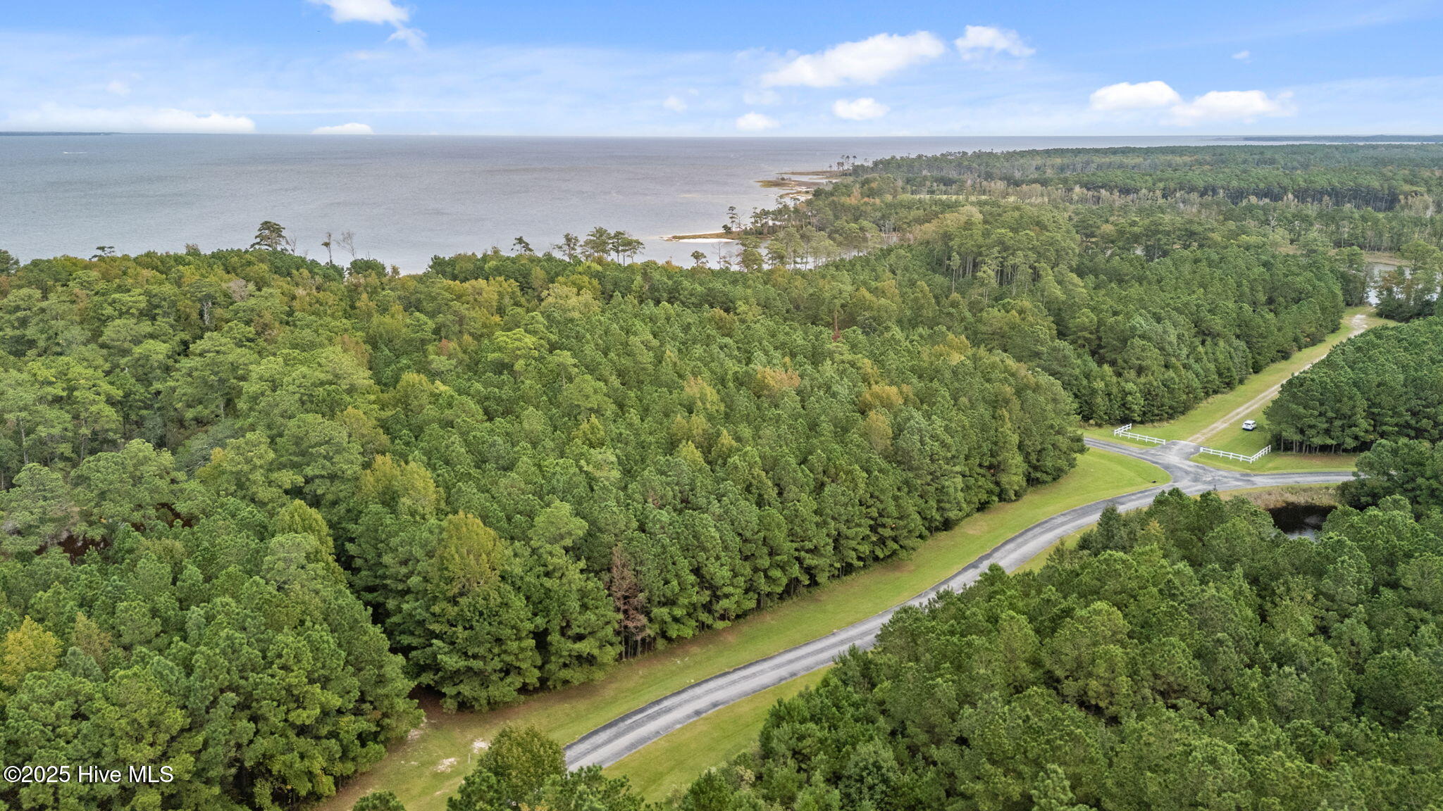 317 Garbacon Drive Property Photo 4