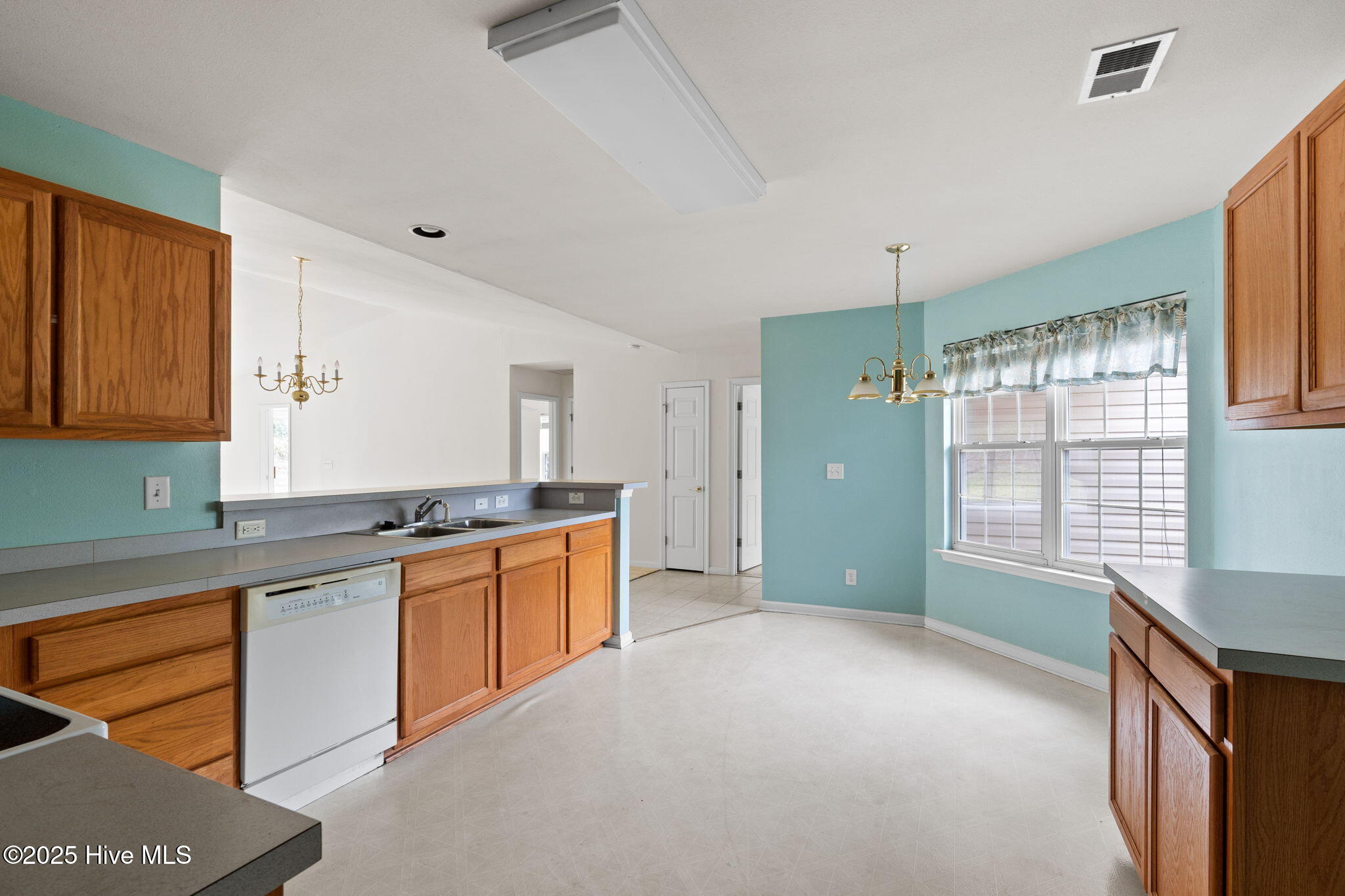 927 Wyndfall Drive Sw Property Photo 11