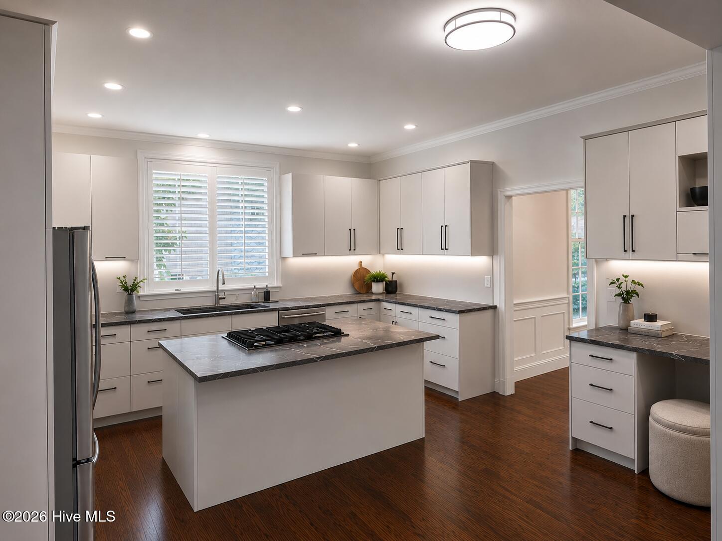 3931 Members Club Boulevard Property Photo 3